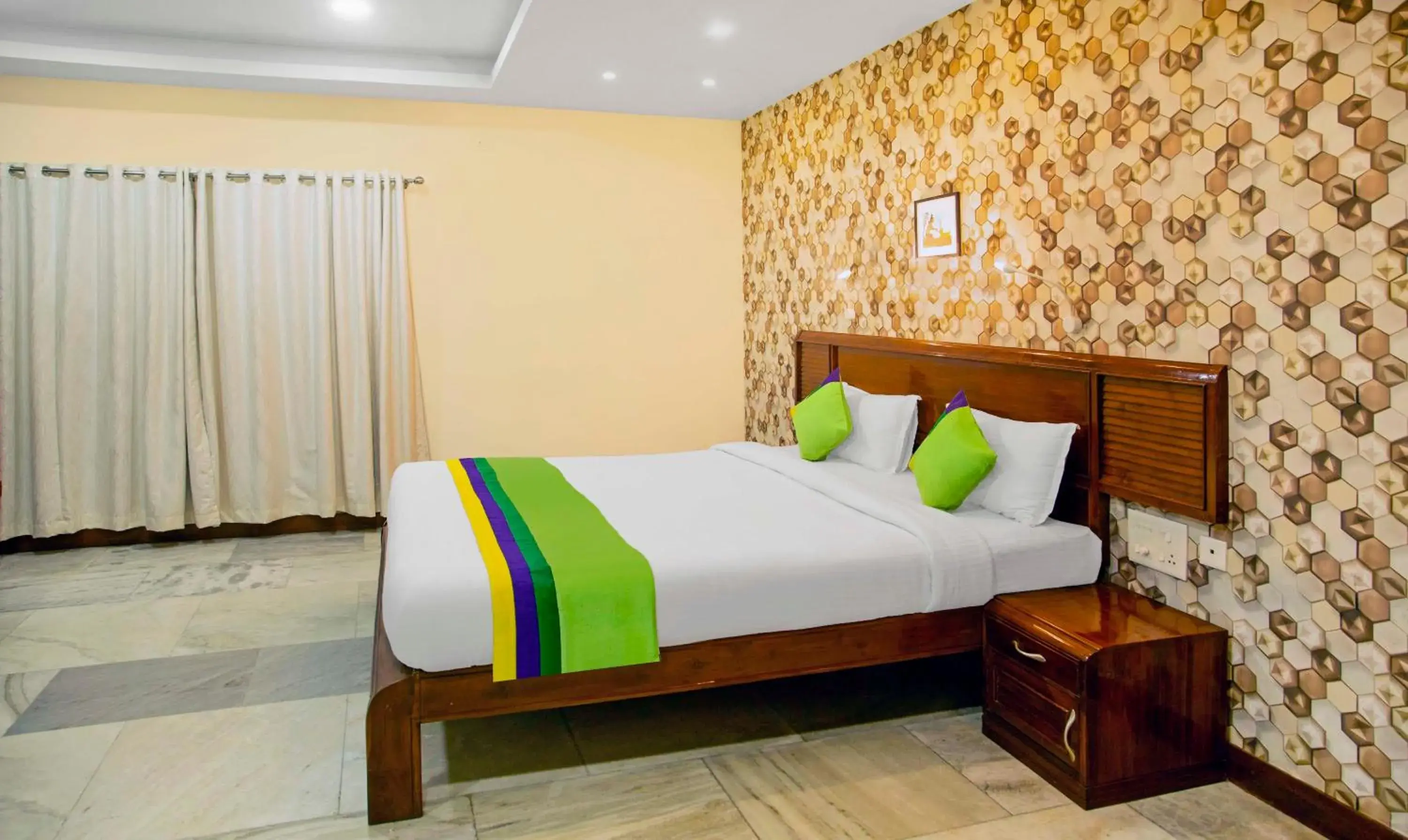 Bedroom, Bed in Treebo Kumily Gate Thekkady Bedroom, Bed in Treebo Kumily Gate Thekkady