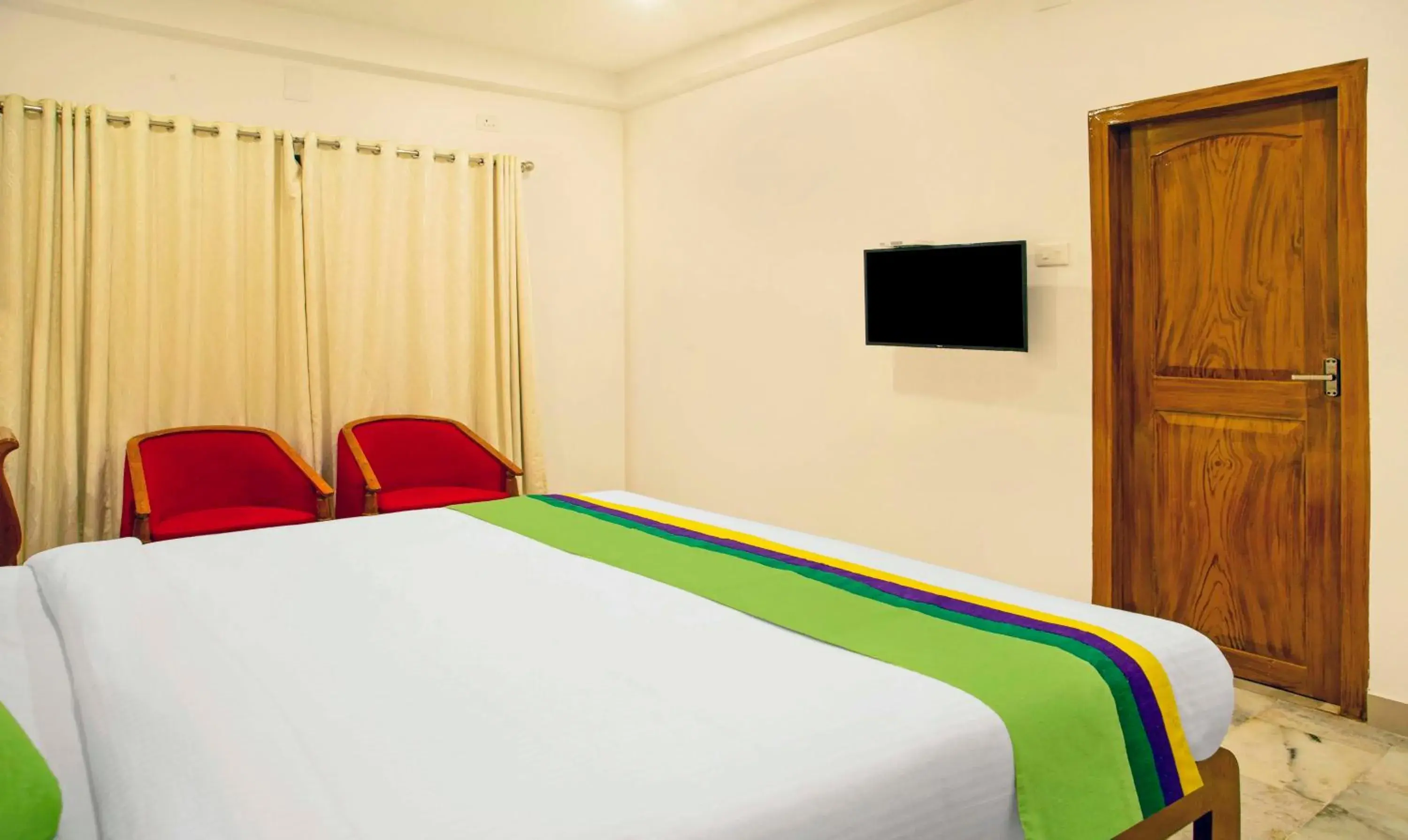 Bedroom, Bed in Treebo Kumily Gate Thekkady Bedroom, Bed in Treebo Kumily Gate Thekkady