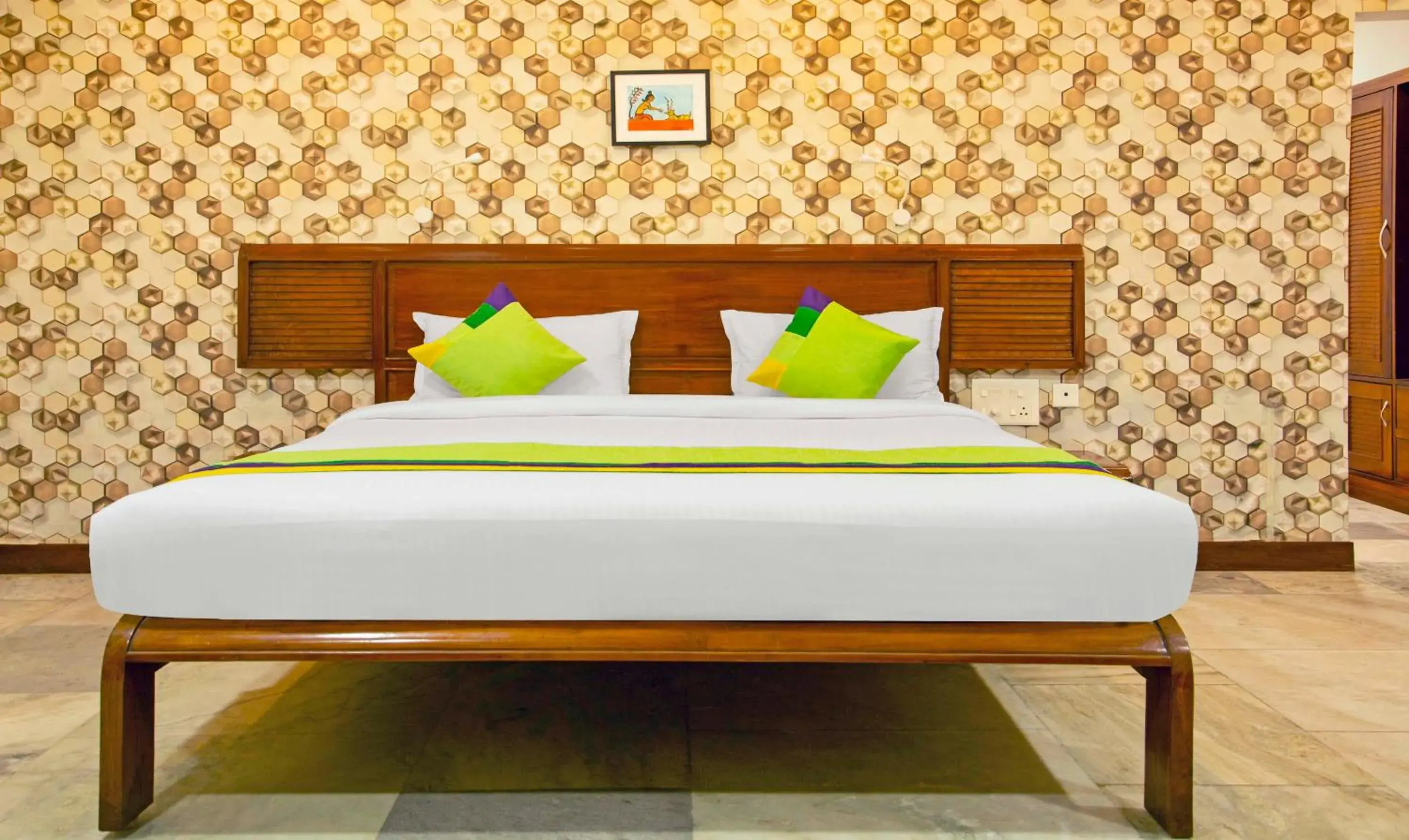 Bedroom, Bed in Treebo Kumily Gate Thekkady Bedroom, Bed in Treebo Kumily Gate Thekkady