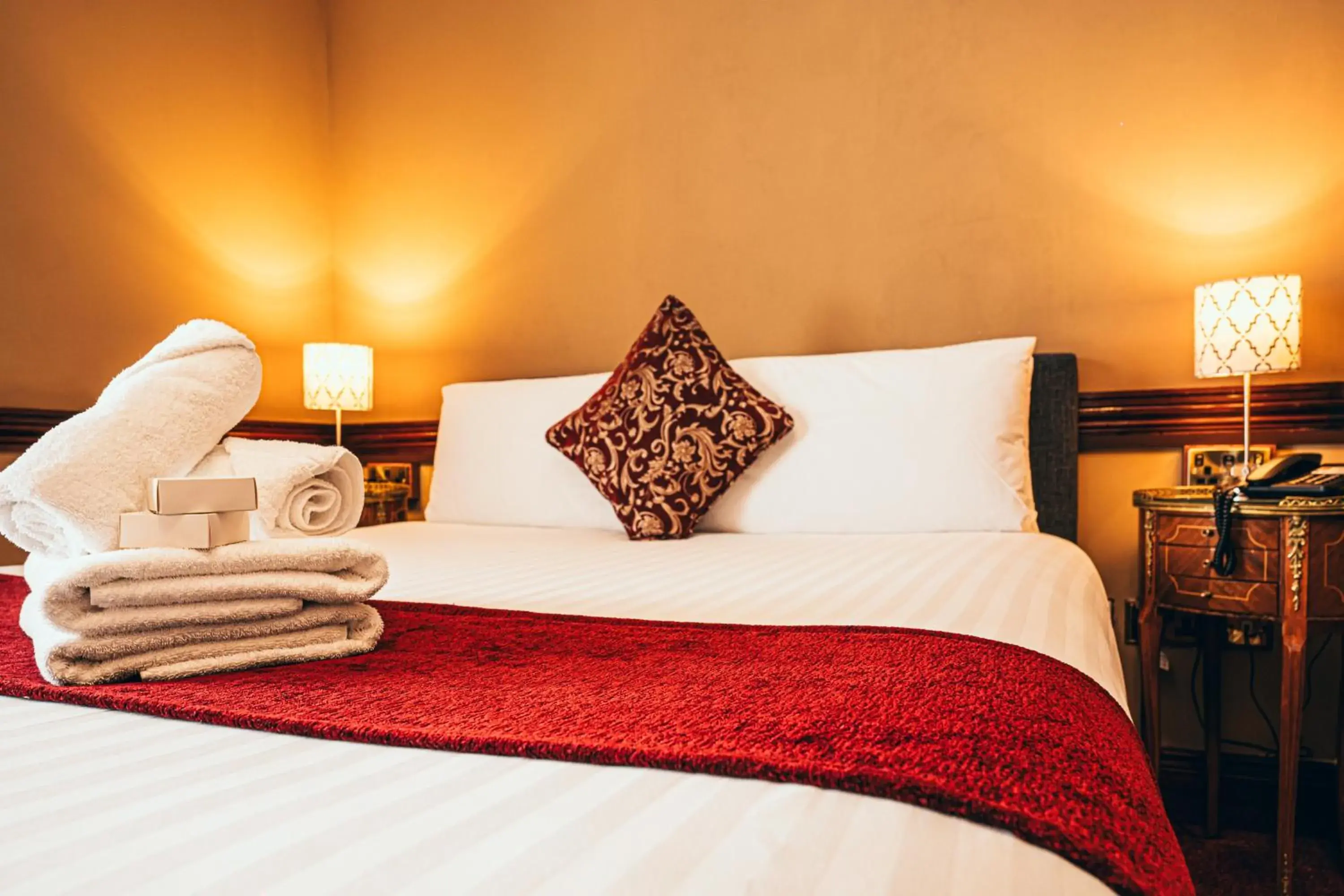 Bed in Russell Court Hotel Bed in Russell Court Hotel