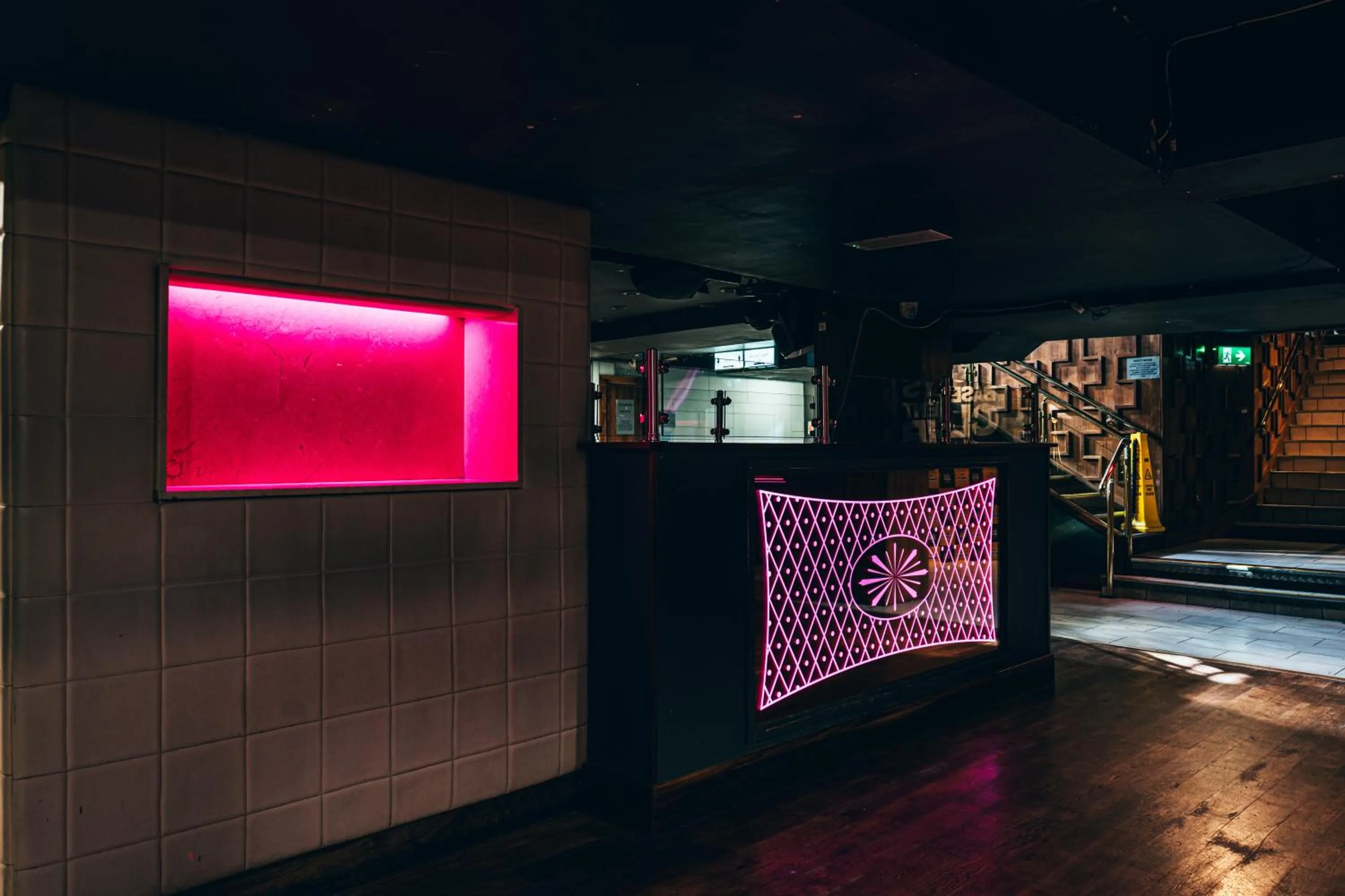 Nightclub / DJ in Russell Court Hotel