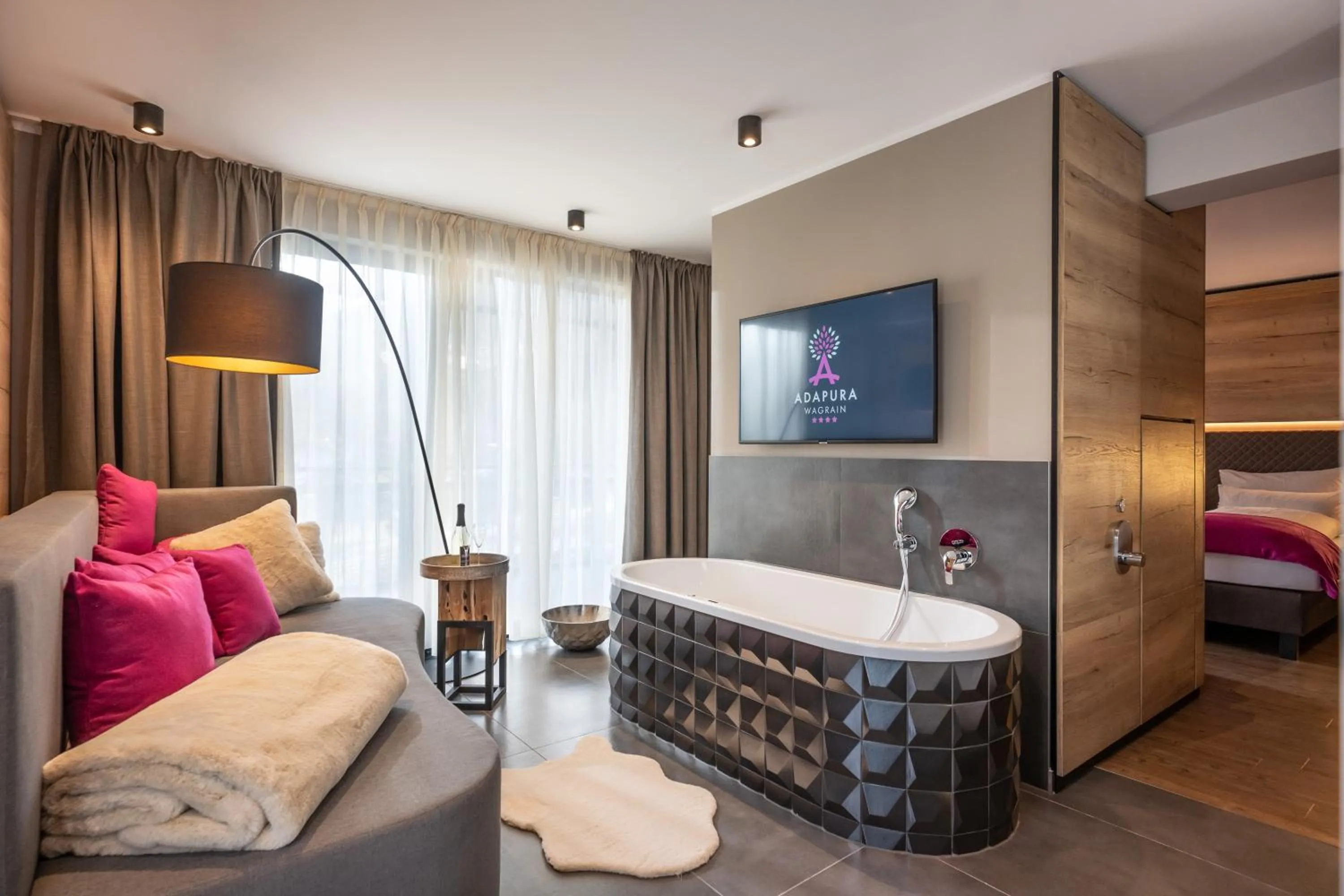 TV and multimedia, Bed in Hotel Adapura Wagrain