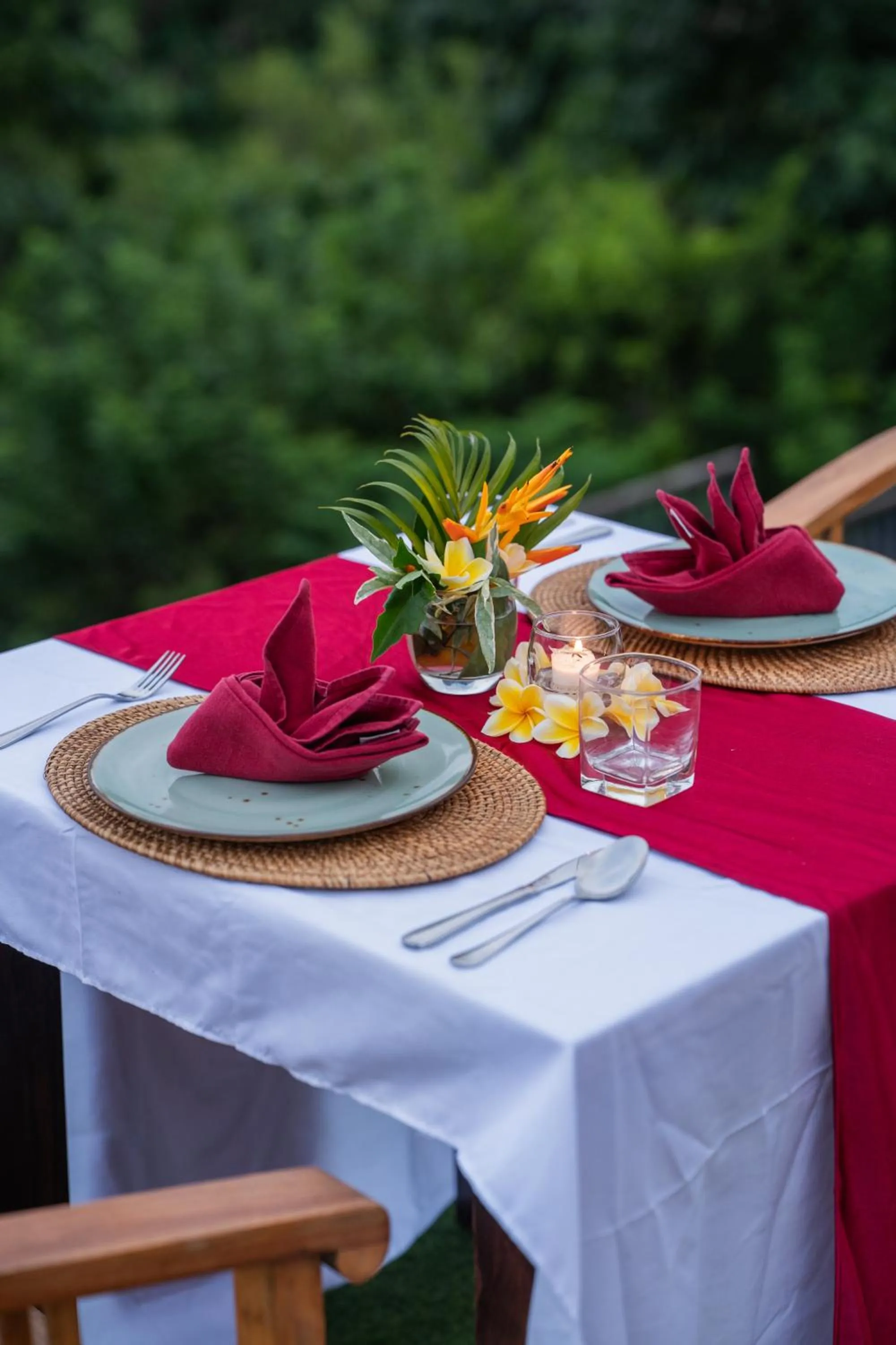 Restaurant/places to eat in Abasan Hill Hotel and Spa