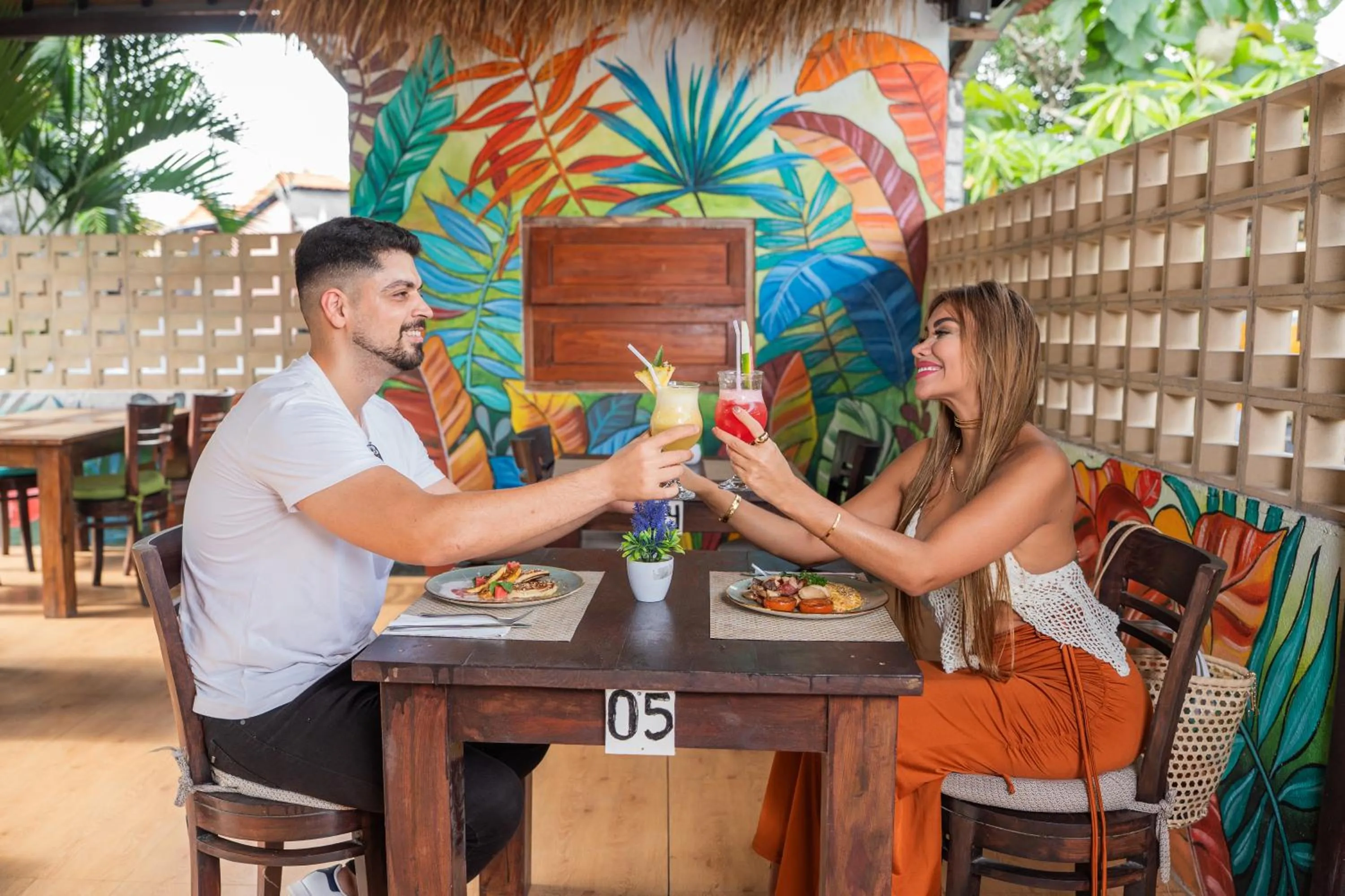 Restaurant/places to eat in Abasan Hill Hotel and Spa