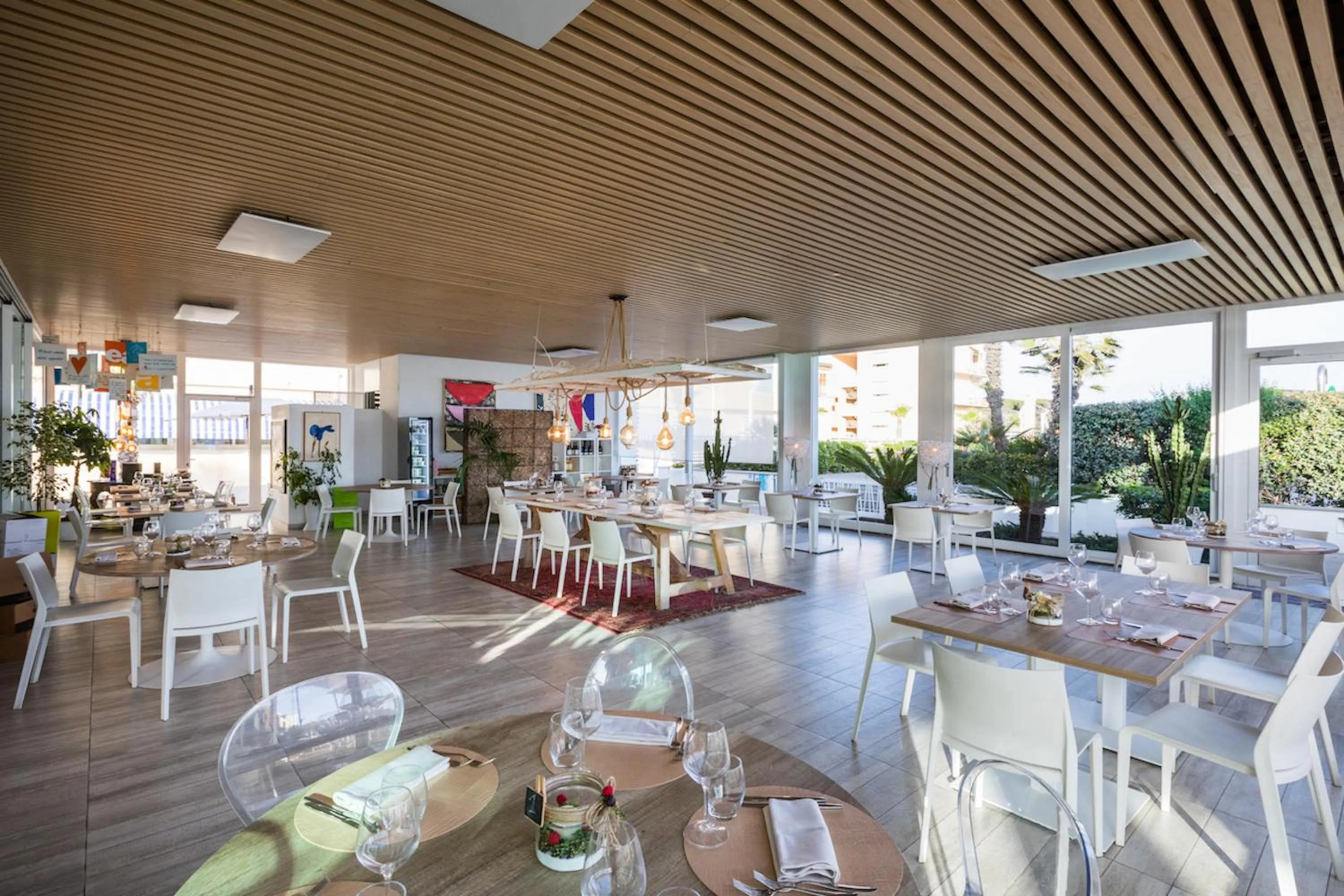 Restaurant/places to eat in Hotel Stella Marina