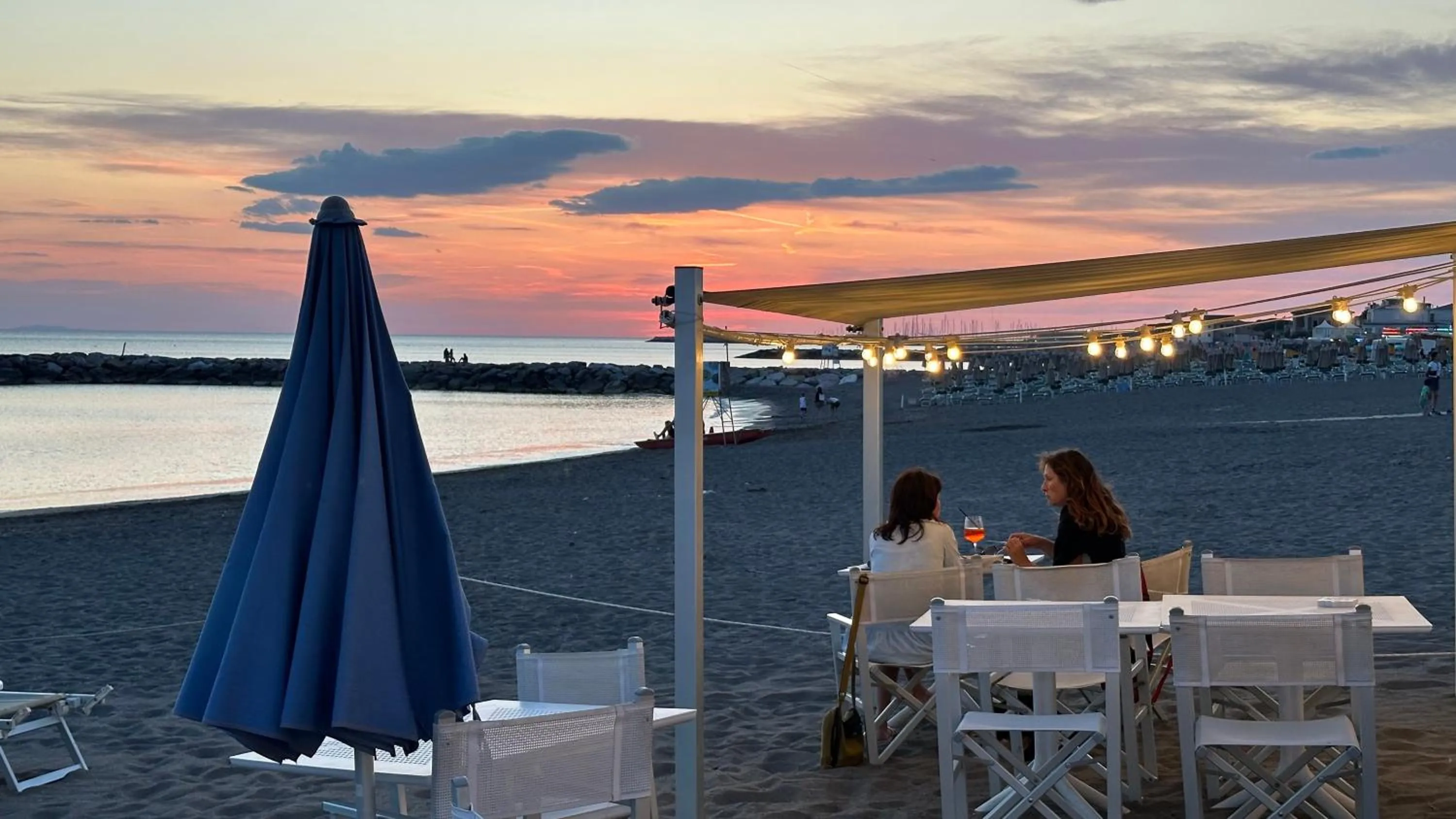 Restaurant/places to eat in Hotel Stella Marina