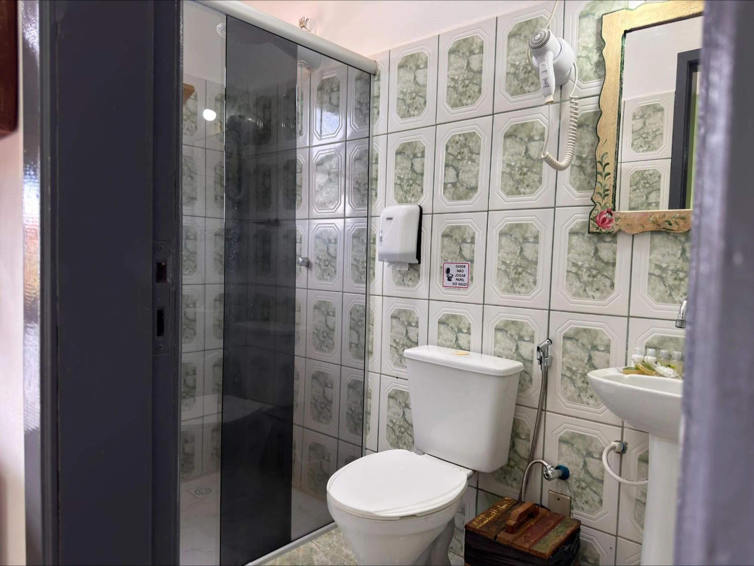 Shower in Pousada Neuza Barbosa