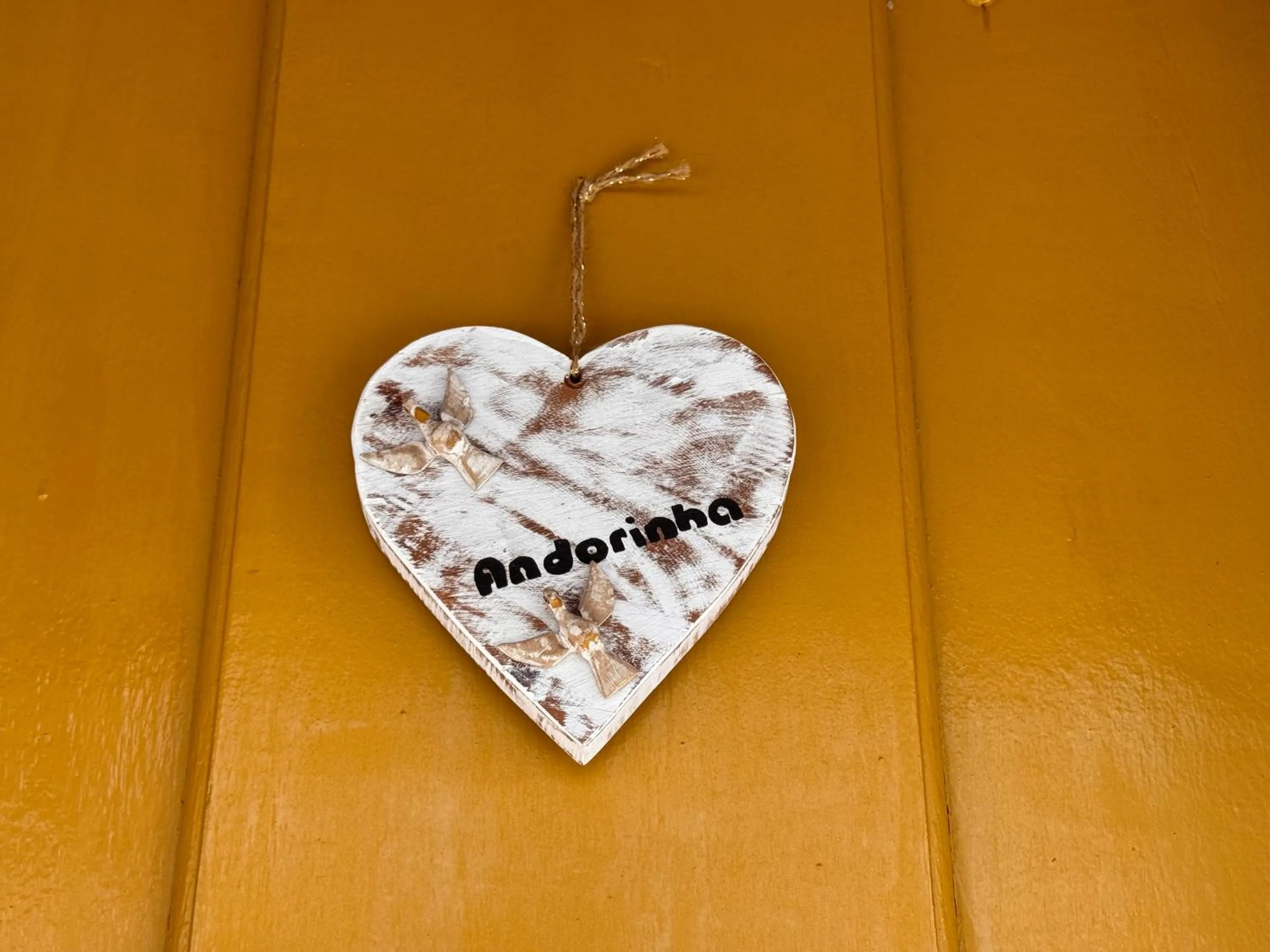 Decorative detail in Pousada Neuza Barbosa