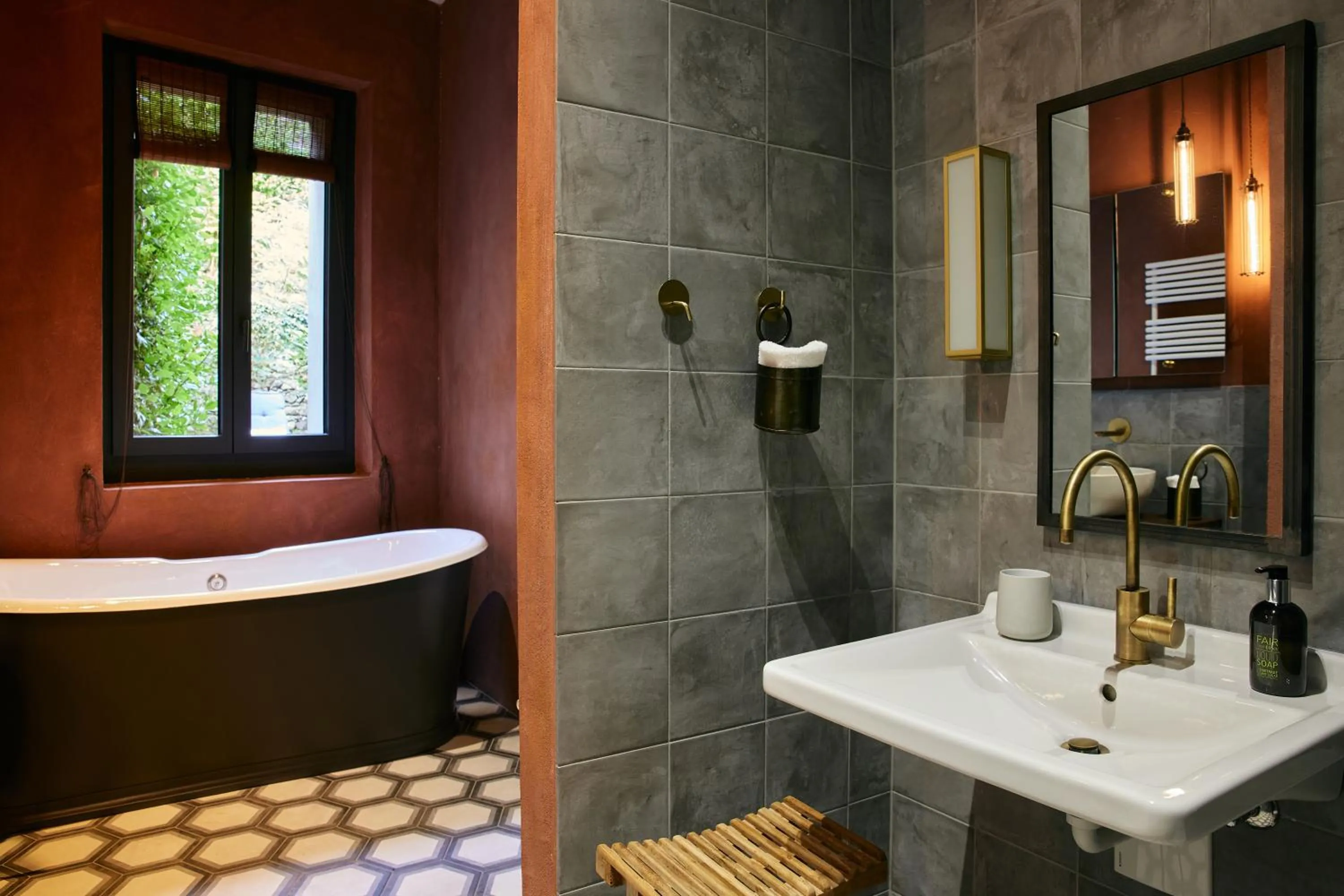 Bathroom in Relais Castello di Morcote