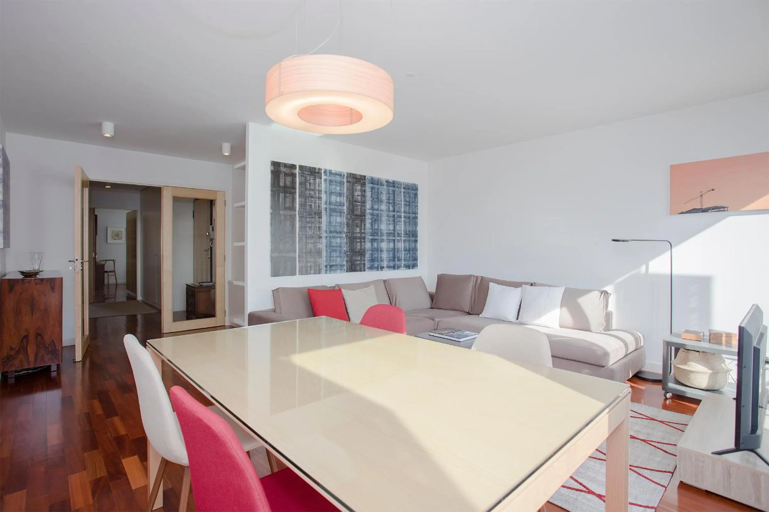TV and multimedia in Liiiving in Porto | Bright Light Apartment