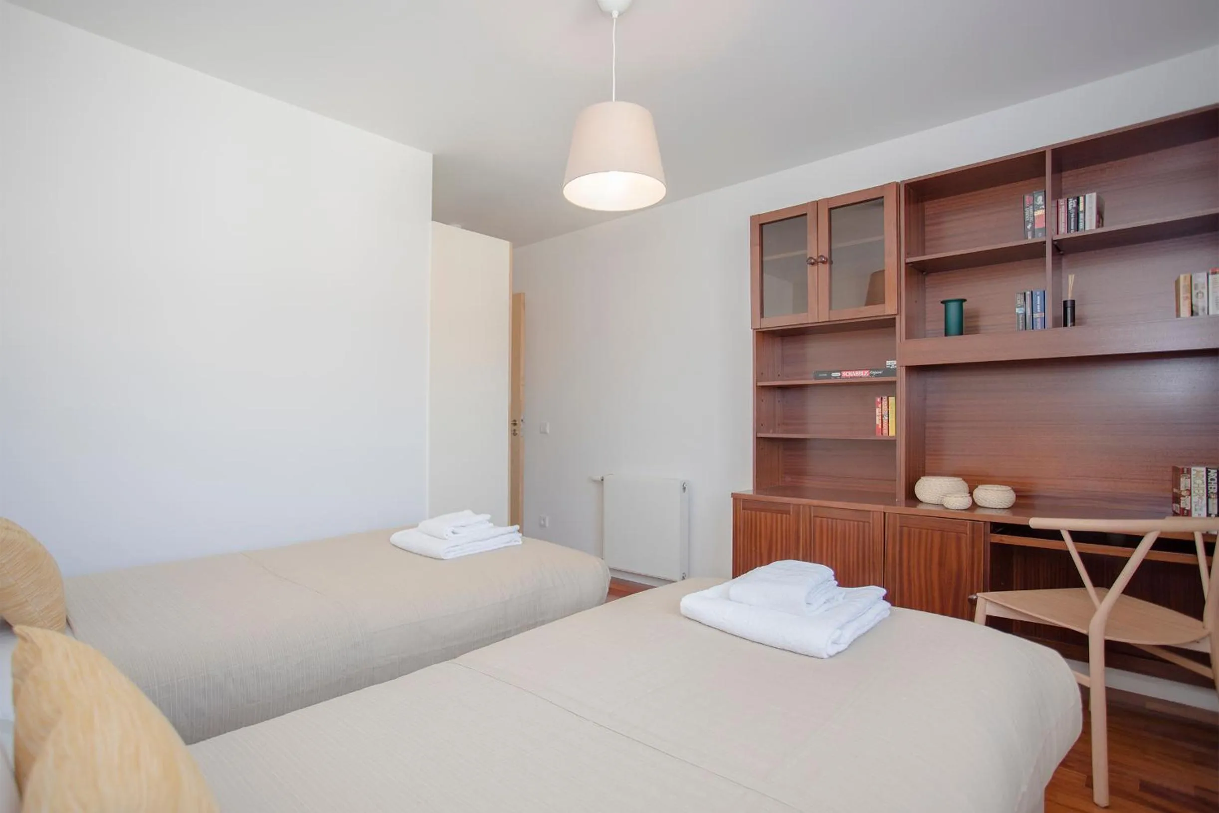 Bed in Liiiving in Porto | Bright Light Apartment