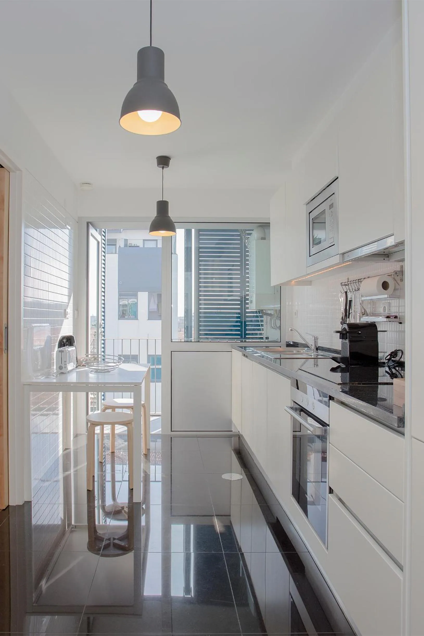 Coffee/tea facilities in Liiiving in Porto | Bright Light Apartment