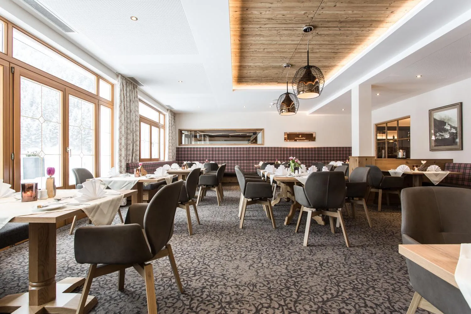 Restaurant/places to eat in Hotel Weisseespitze
