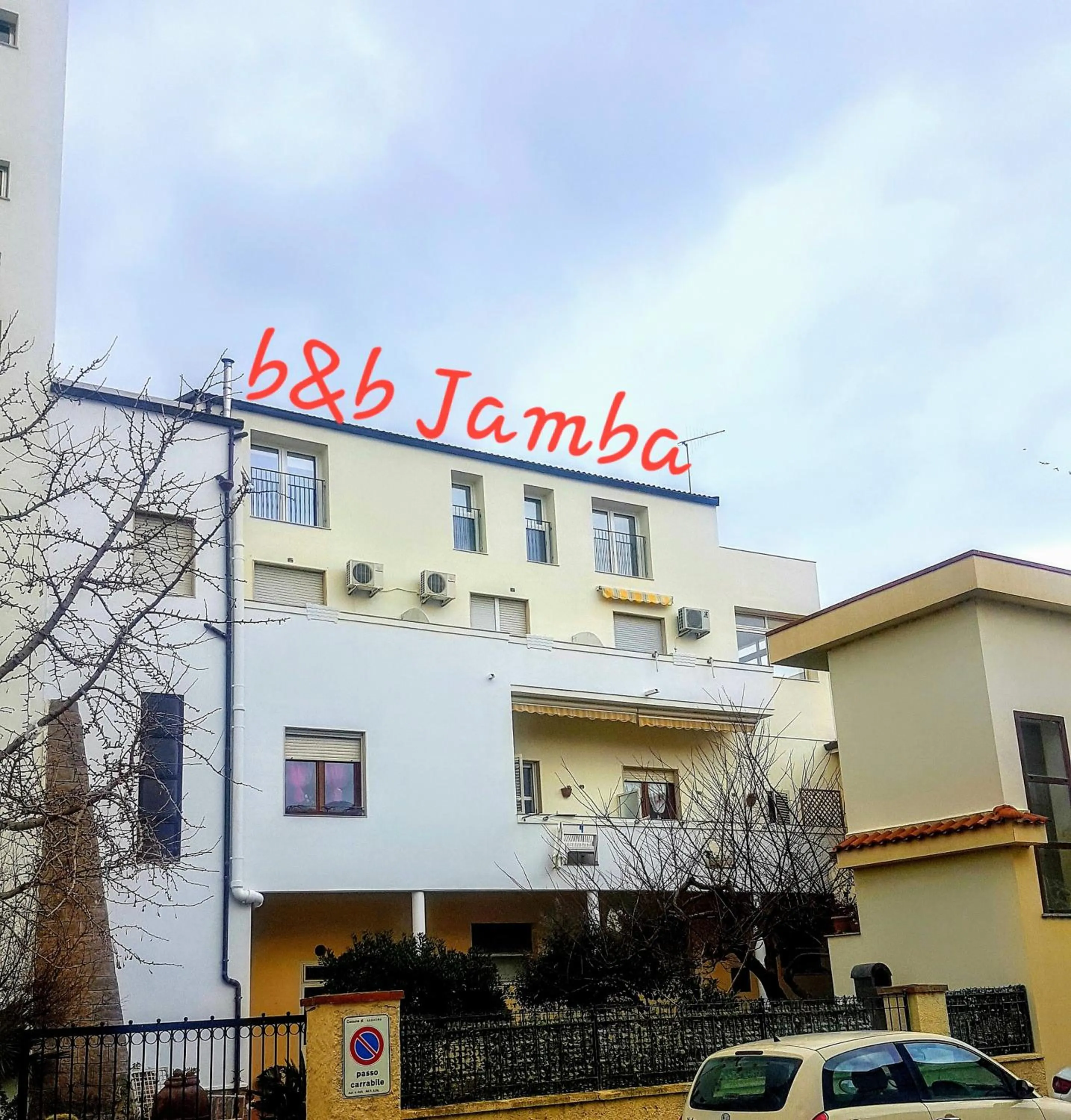 Property building in B&B Jamba