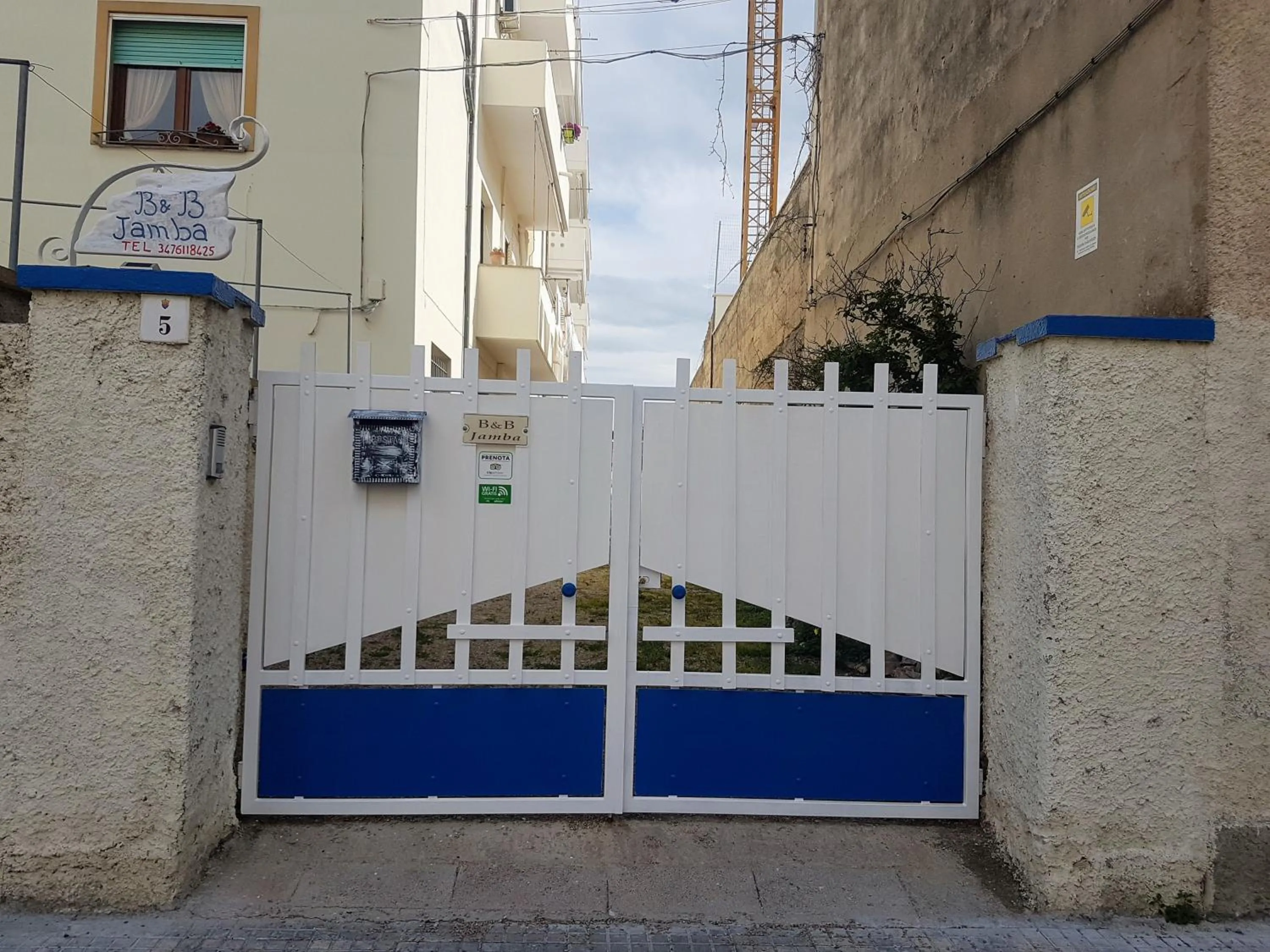 Facade/entrance in B&B Jamba