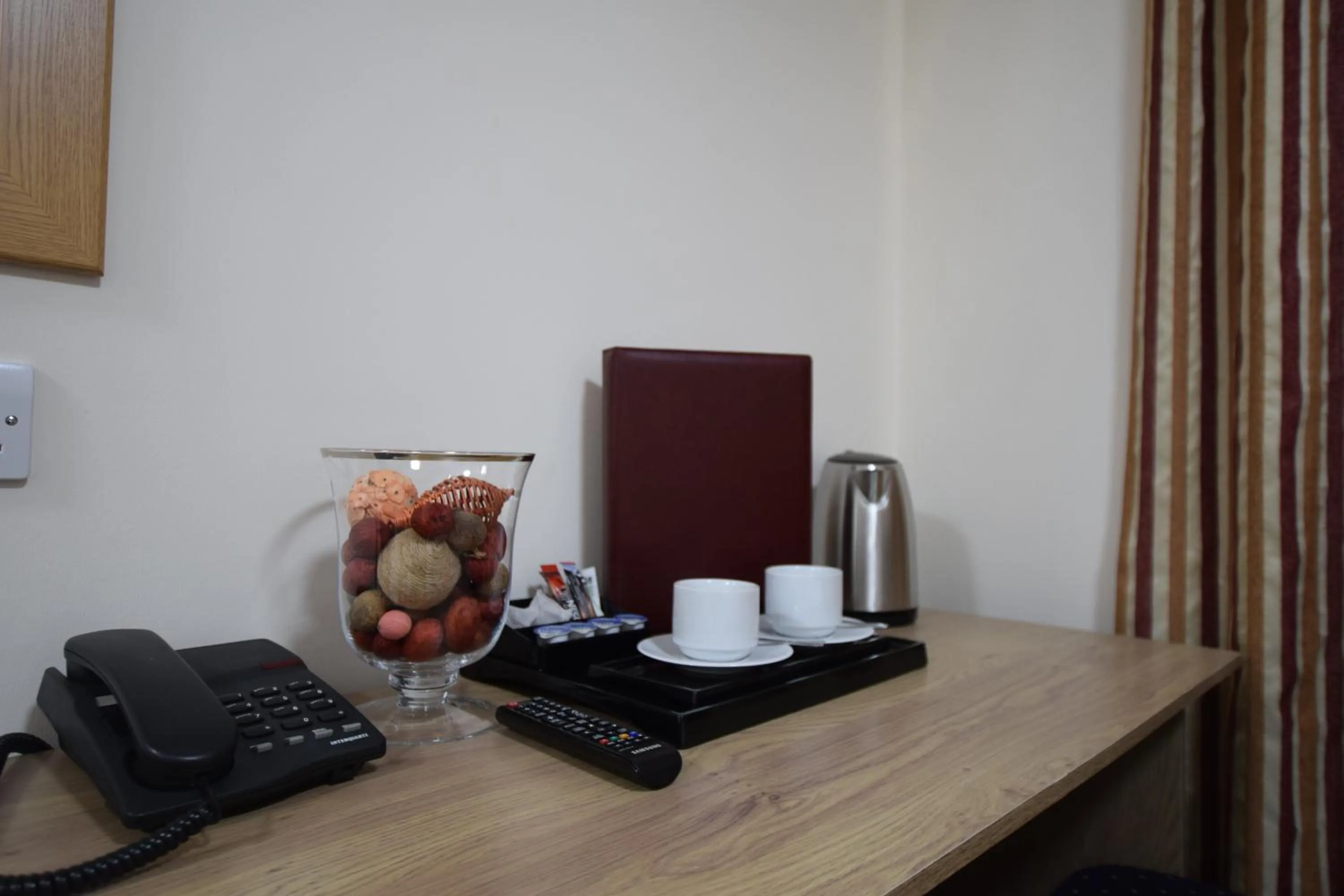 Coffee/tea facilities in PremierLux Serviced Apartments