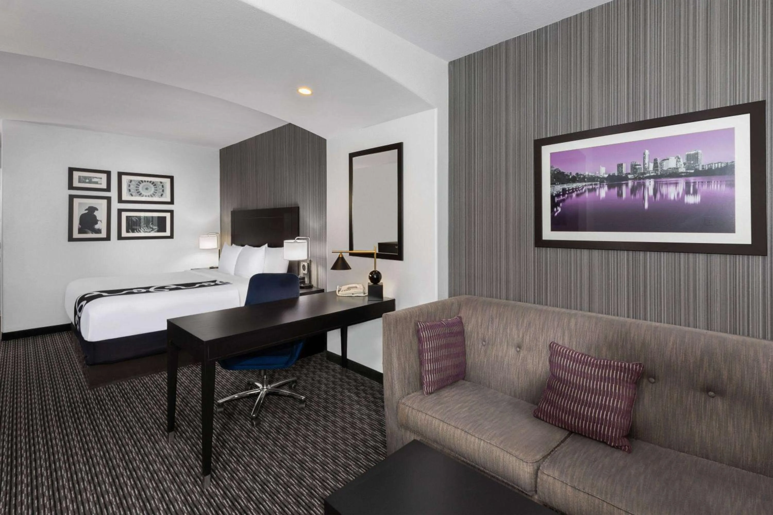 Bed in La Quinta by Wyndham Austin - Cedar Park