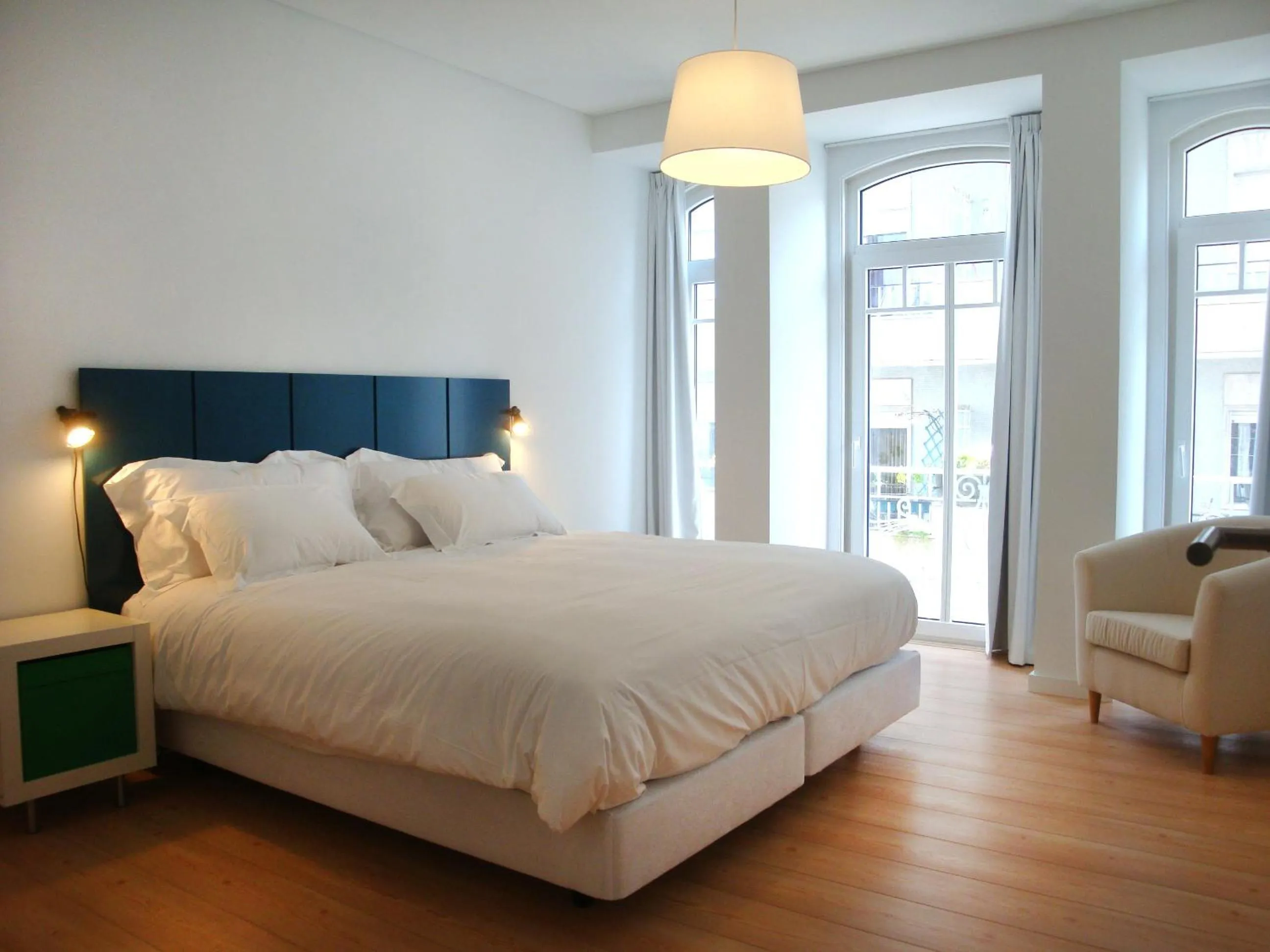 Bedroom in My Place - Lisbon Lounge Suites