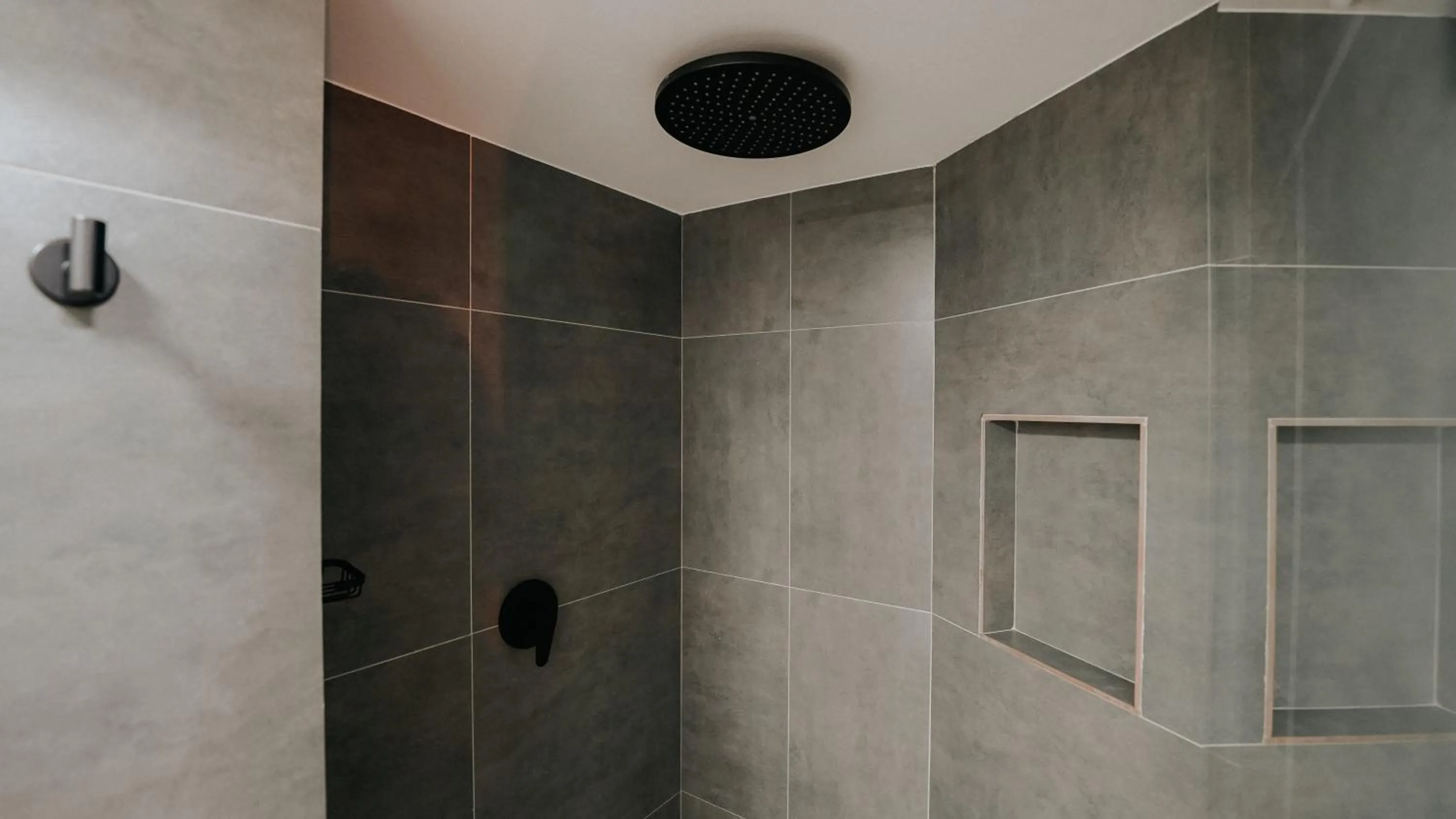 Shower in Hotel Balcones del Estadio