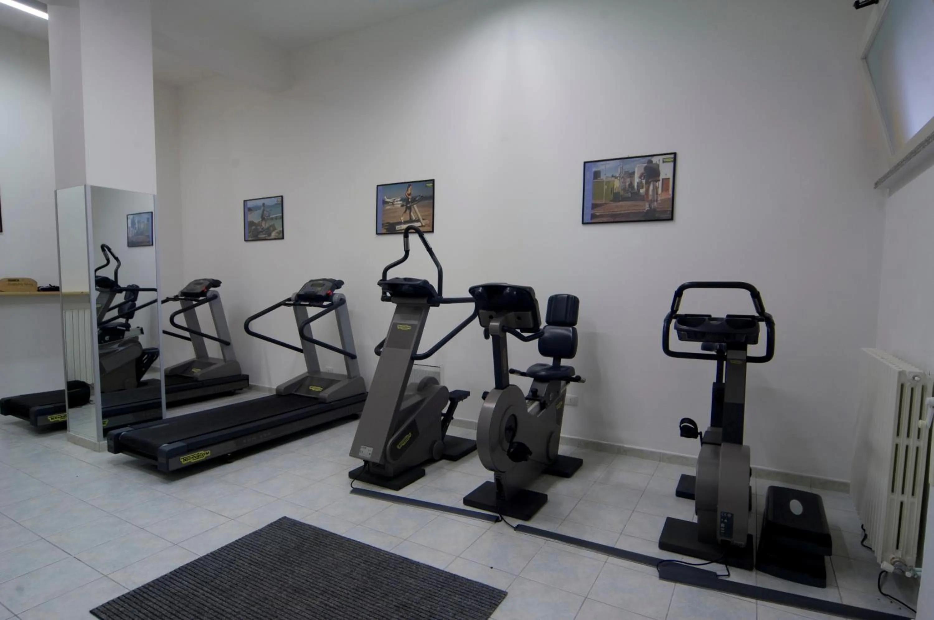 Fitness centre/facilities in Hotel Residence Il Conero 2
