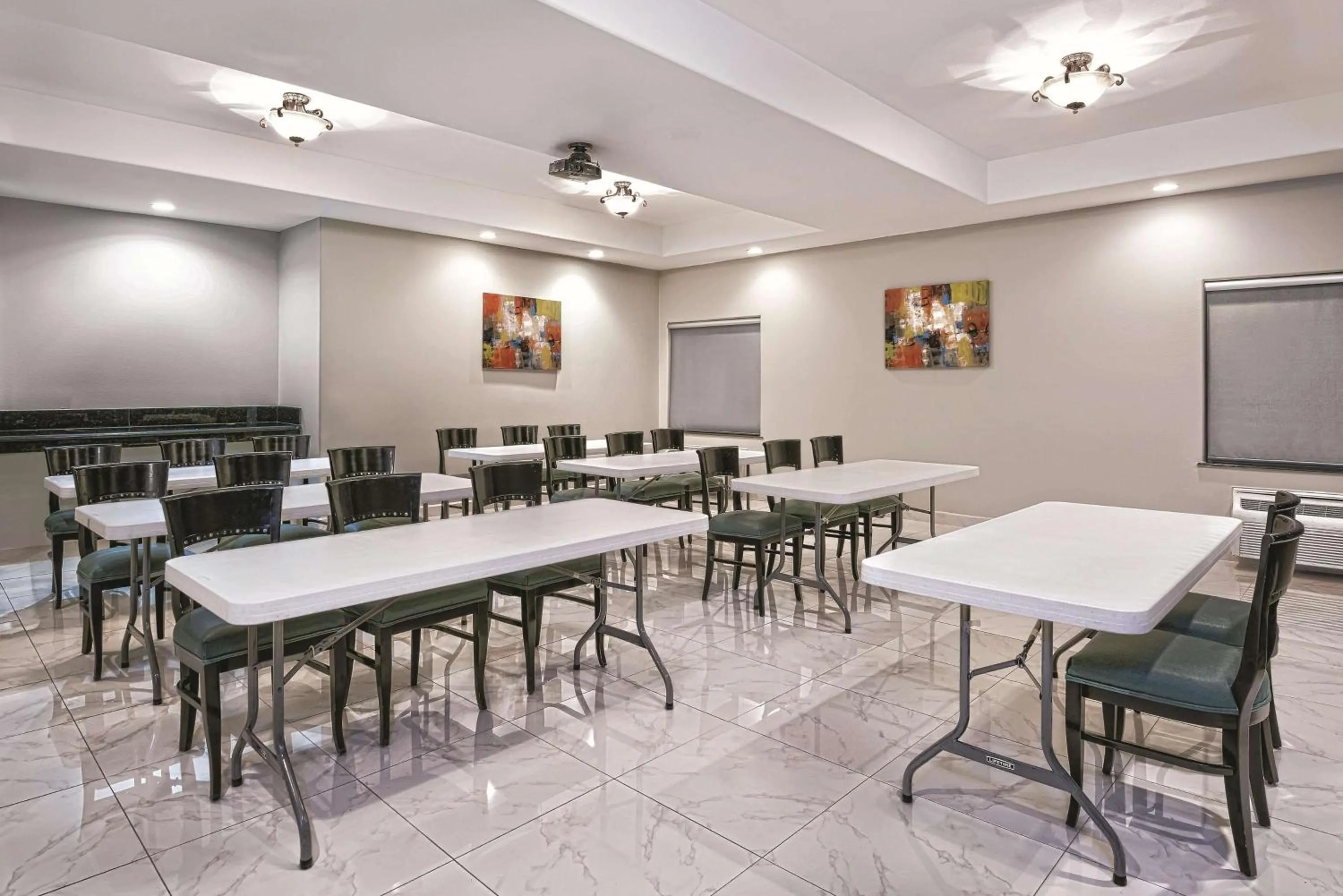 On site in La Quinta Inn & Suites by Wyndham Mercedes Outlet Mall