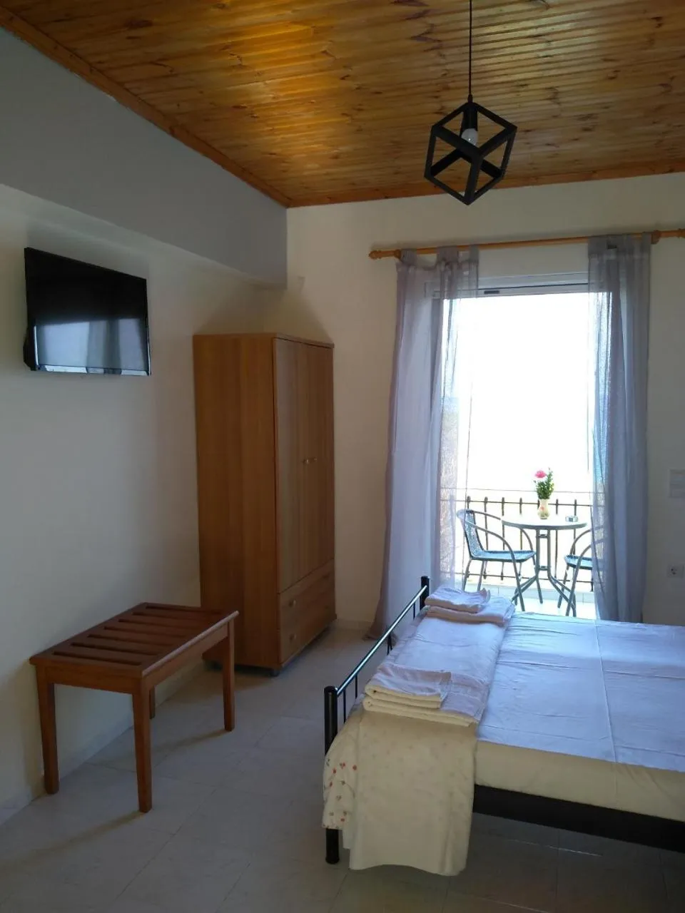 TV and multimedia, Bed in mare di zante "mare di levante"