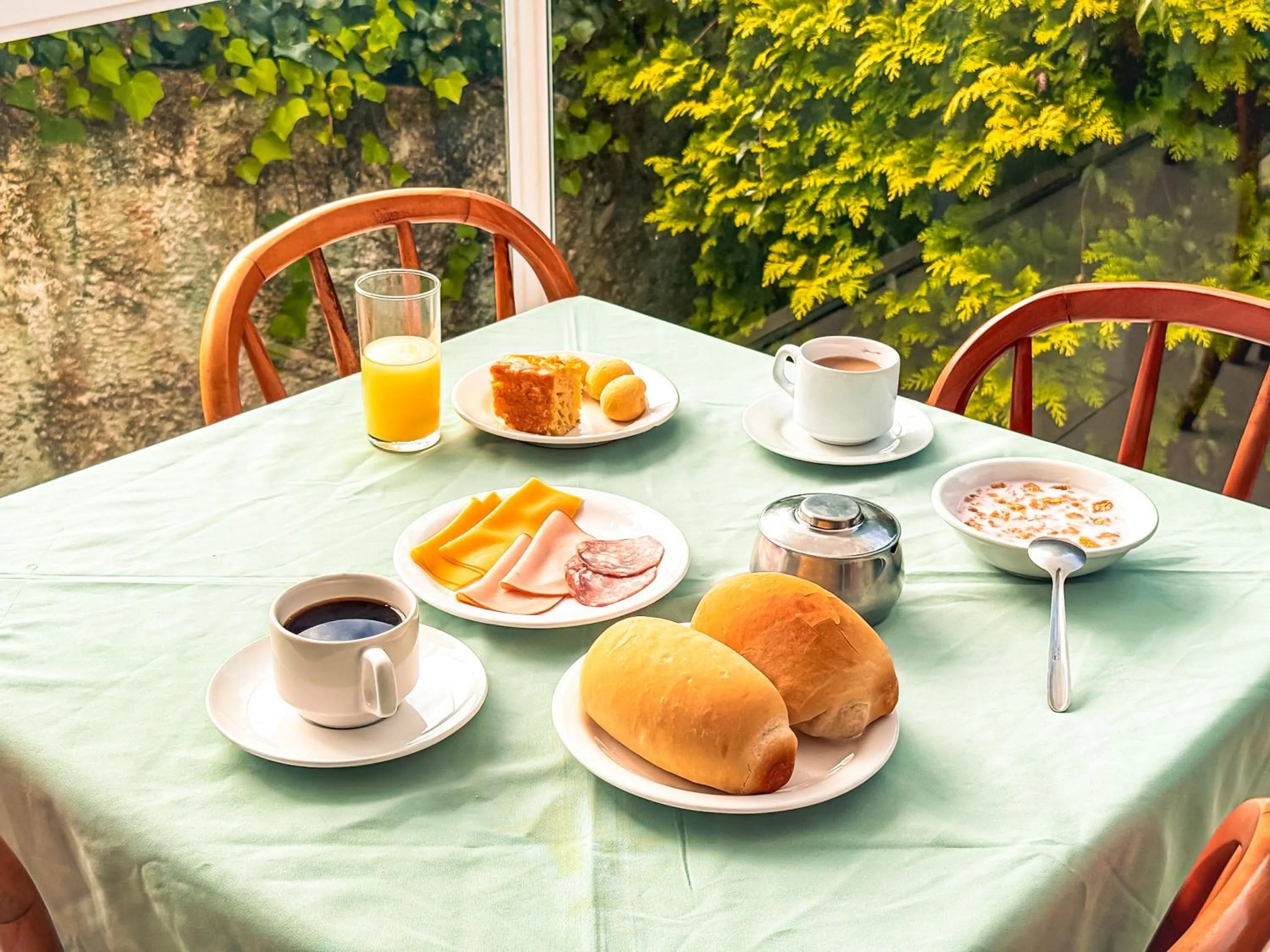 Meals in VELINN Pousada Chateau do Luar Prime