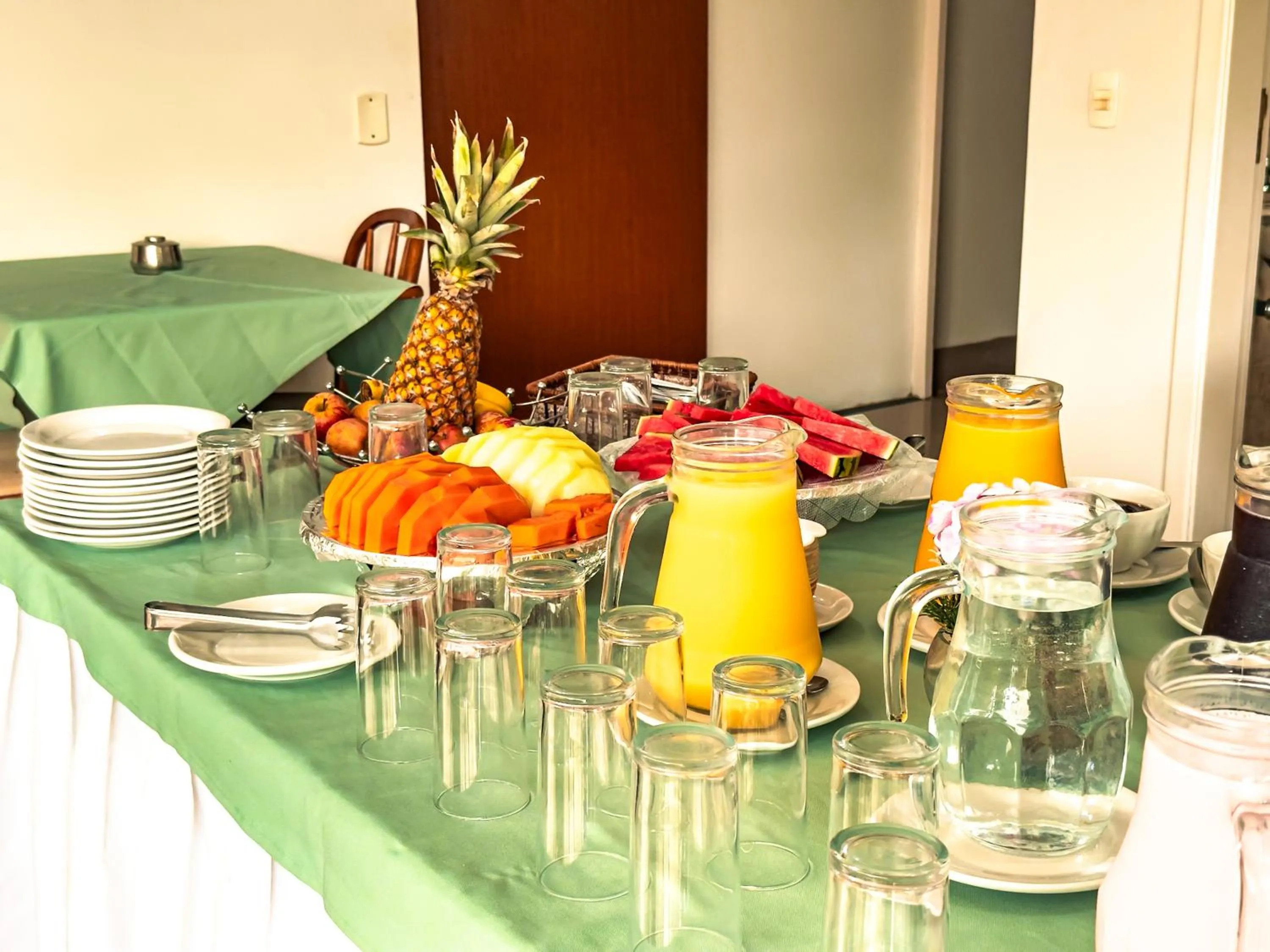 Meals in VELINN Pousada Chateau do Luar Prime