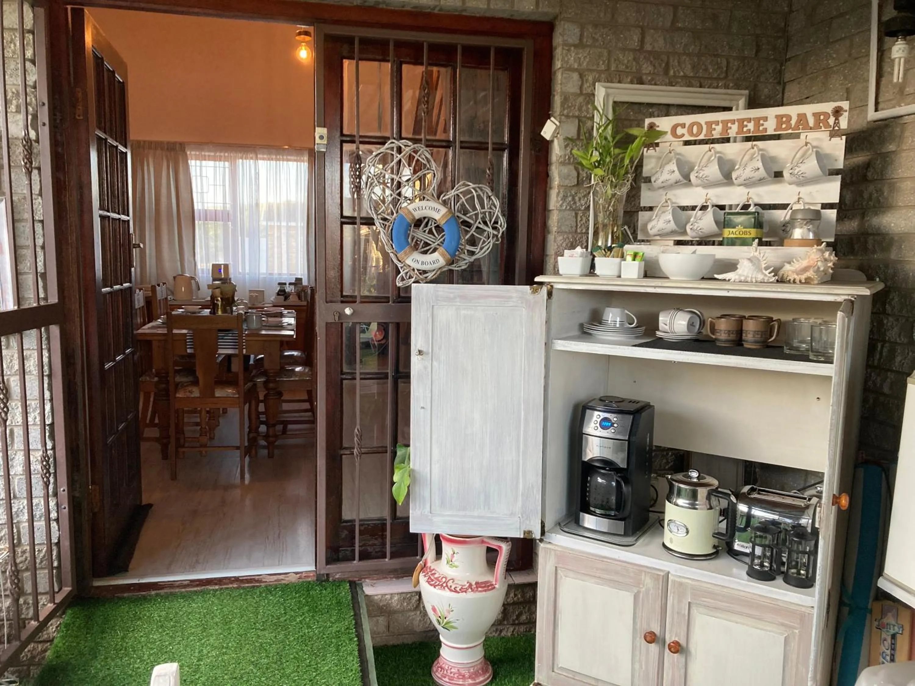 Coffee/tea facilities in 57 On Wellington Accommodation