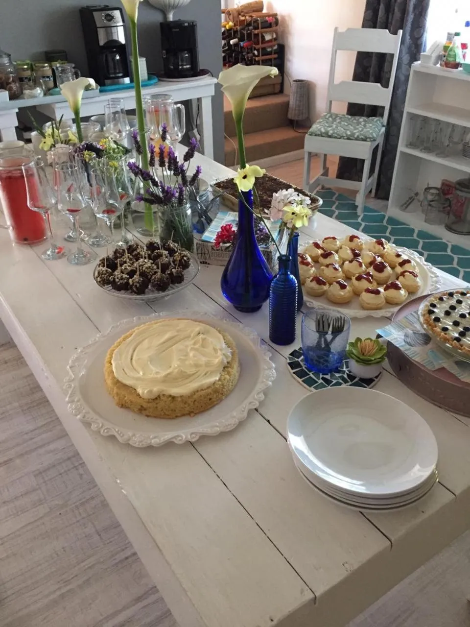 Food and drinks in 57 On Wellington Accommodation