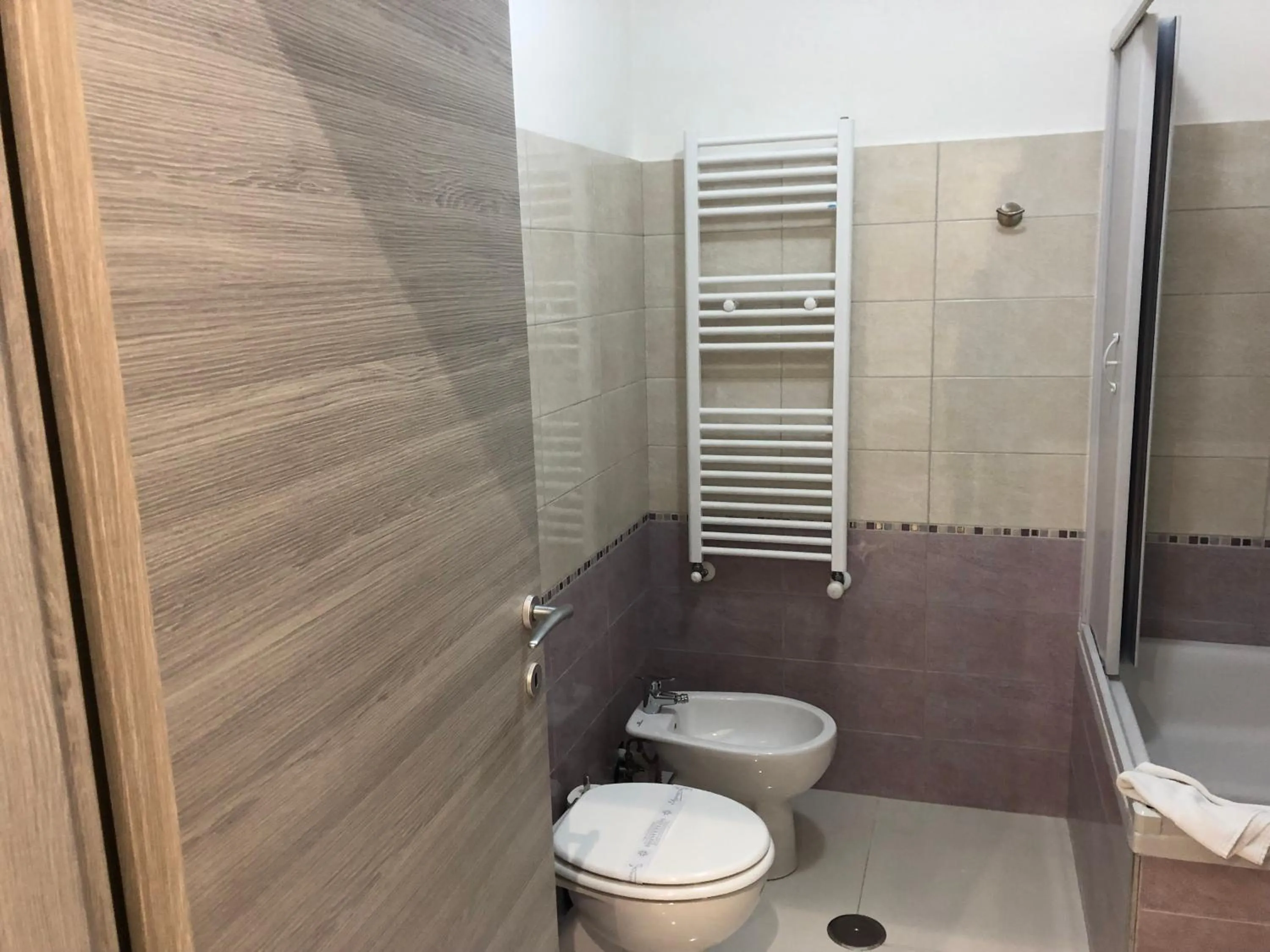 Bathroom in Rita a Trastevere