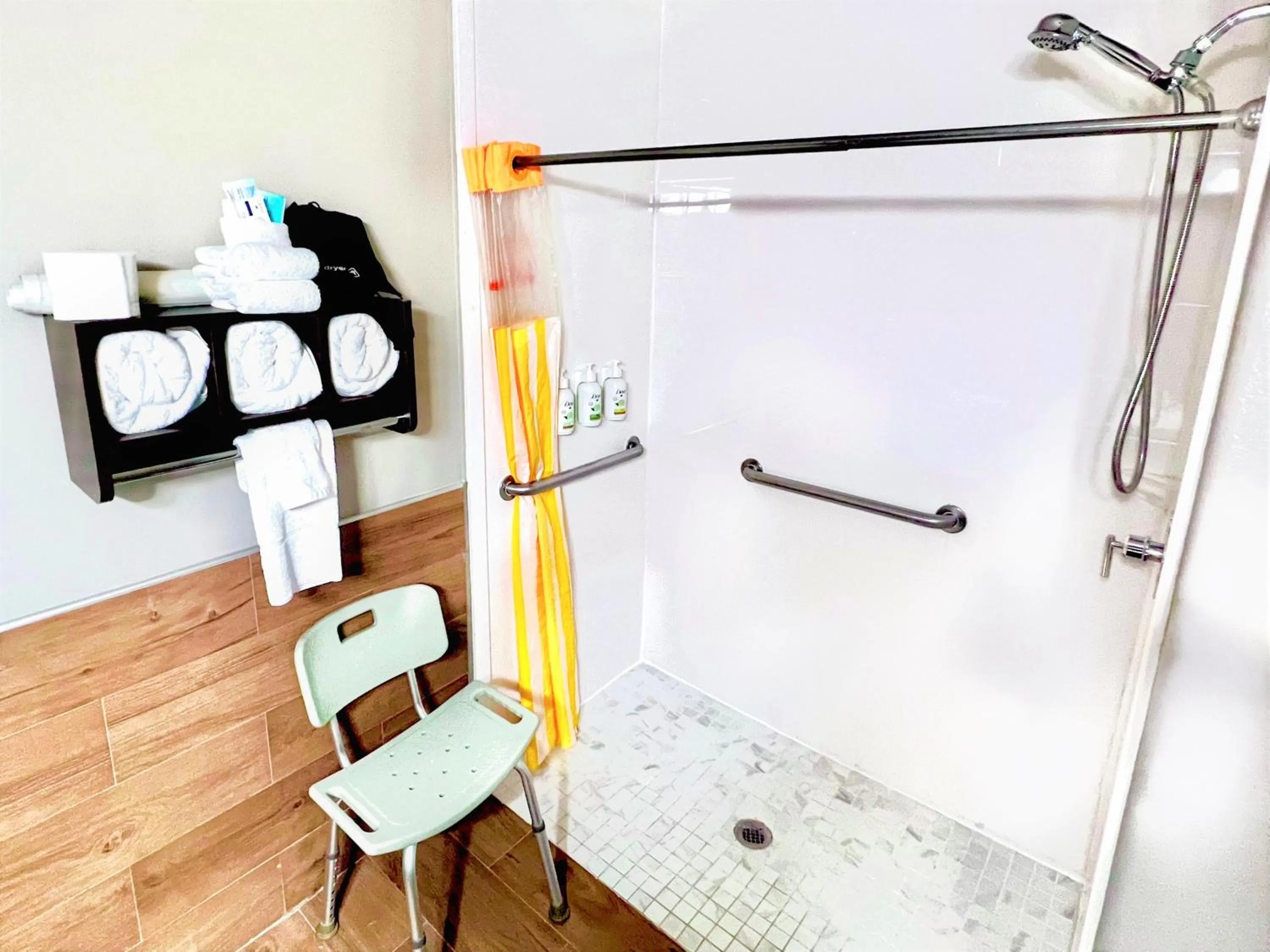 Shower in La Quinta by Wyndham Pharr North McAllen