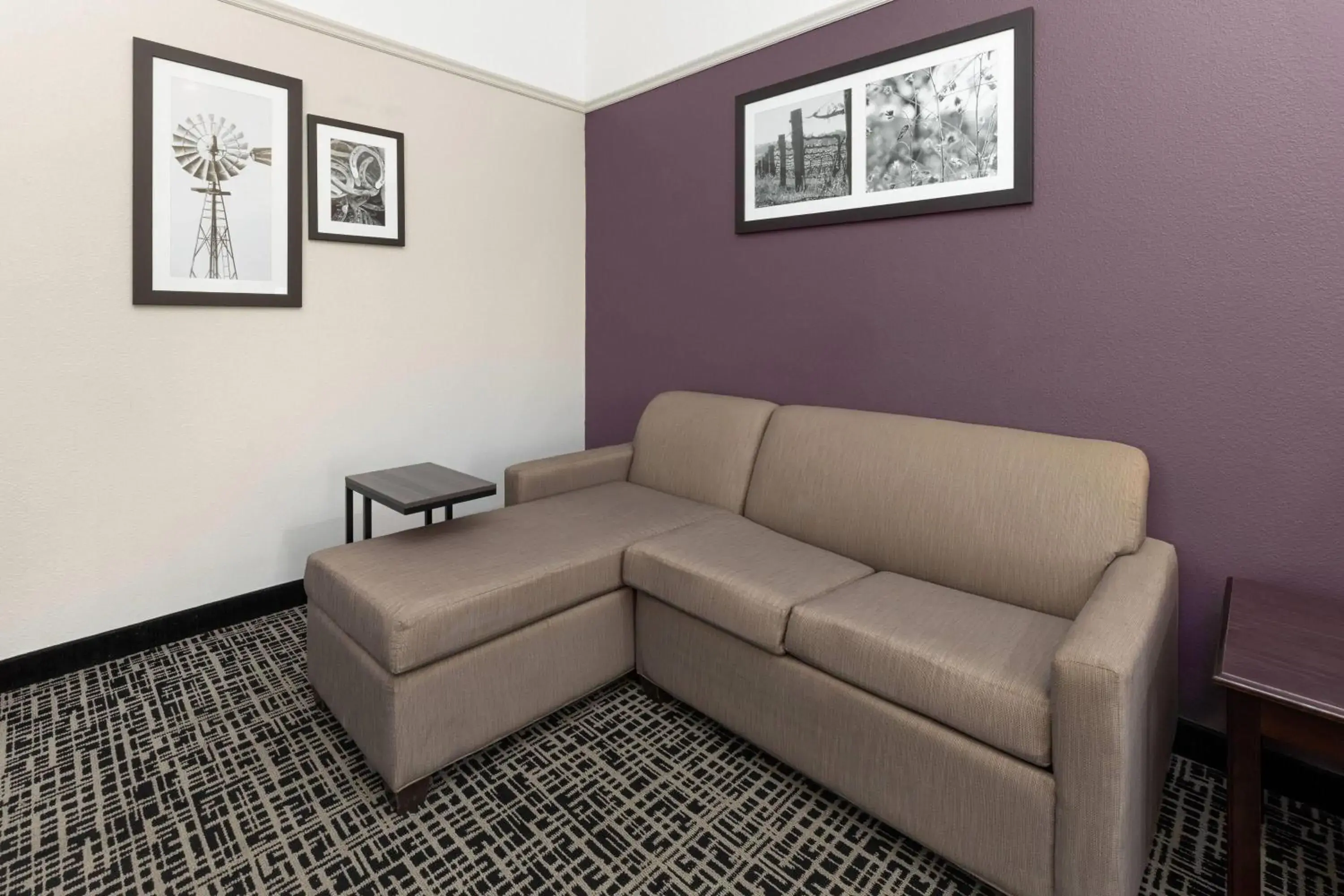 Photo of the whole room in La Quinta by Wyndham Brownwood Photo of the whole room in La Quinta by Wyndham Brownwood