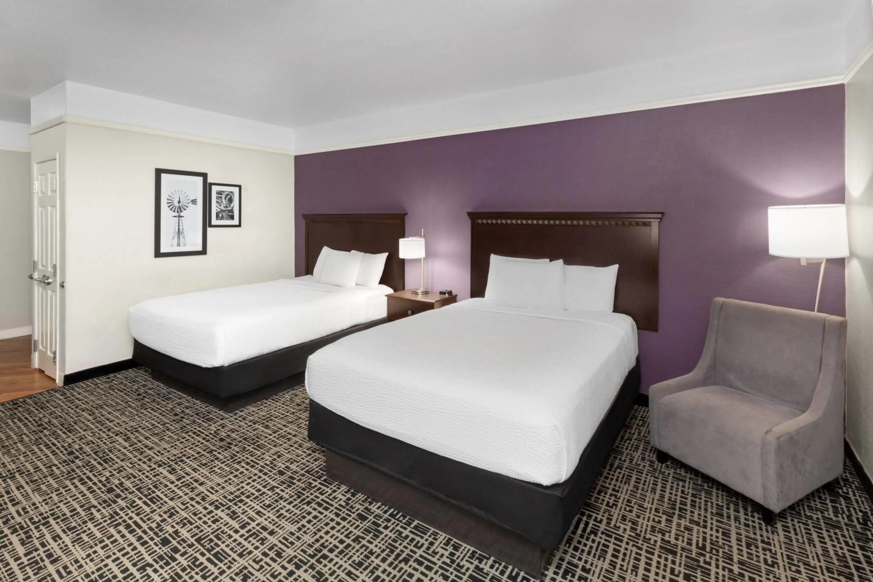 Photo of the whole room, Bed in La Quinta by Wyndham Brownwood