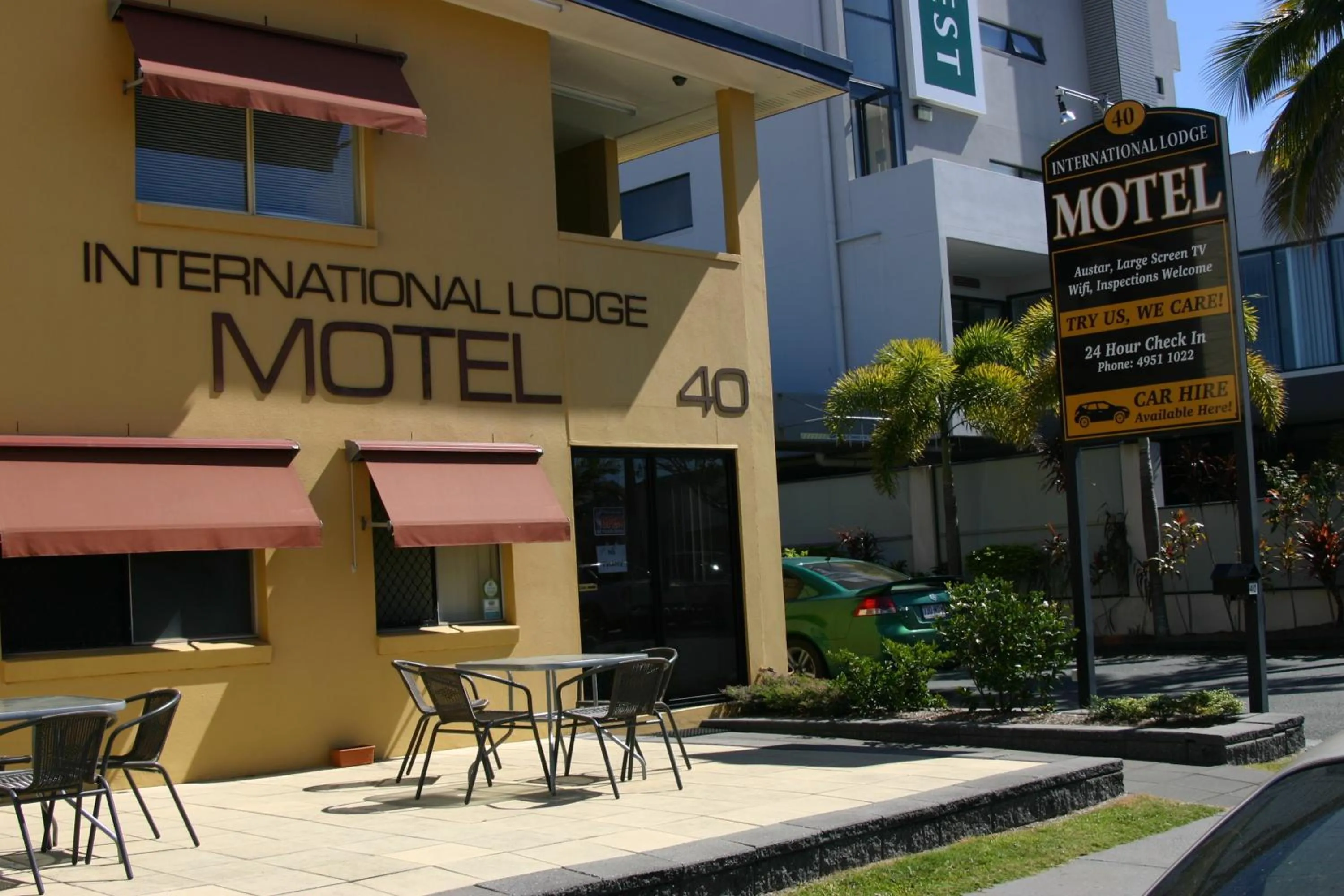 Facade/entrance in International Lodge Motel