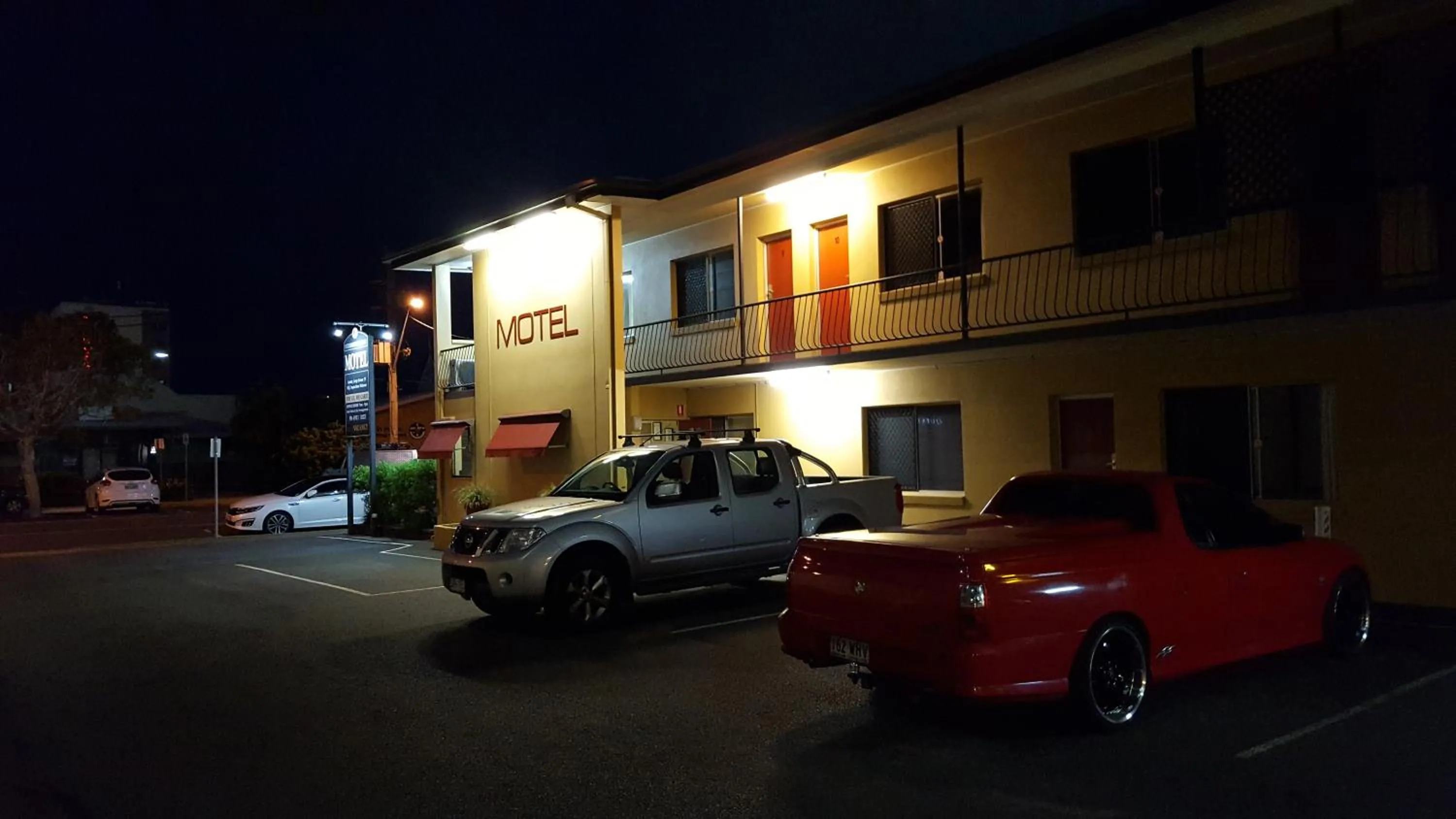 Night in International Lodge Motel