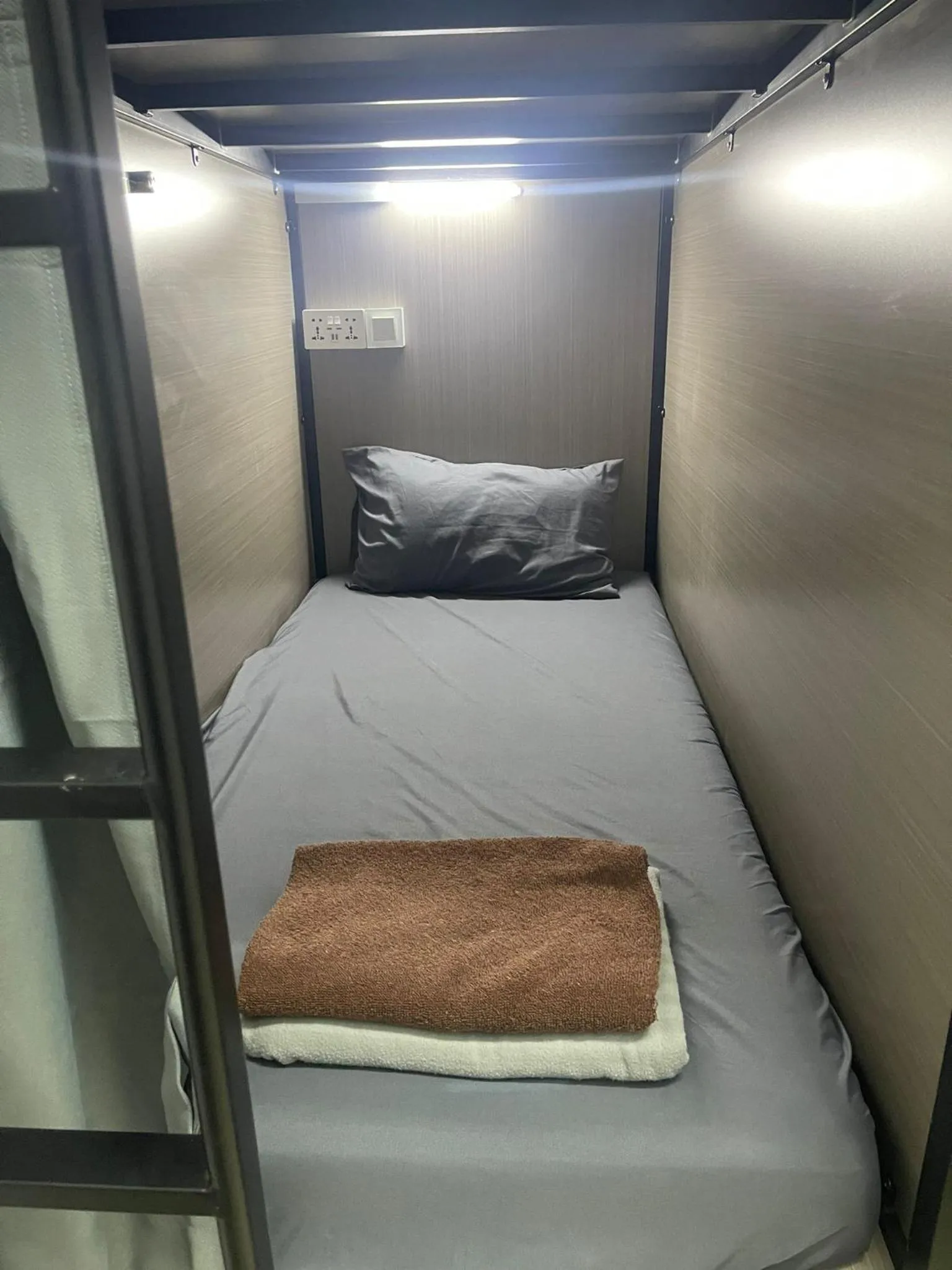 bunk bed, Bed in Meadows Hostel