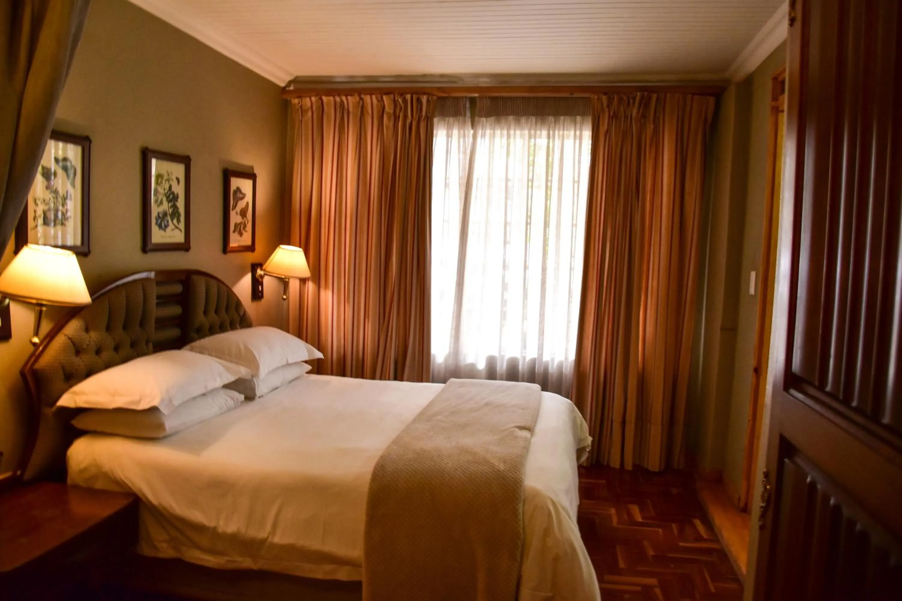 Bed in Hobbit Boutique Hotel