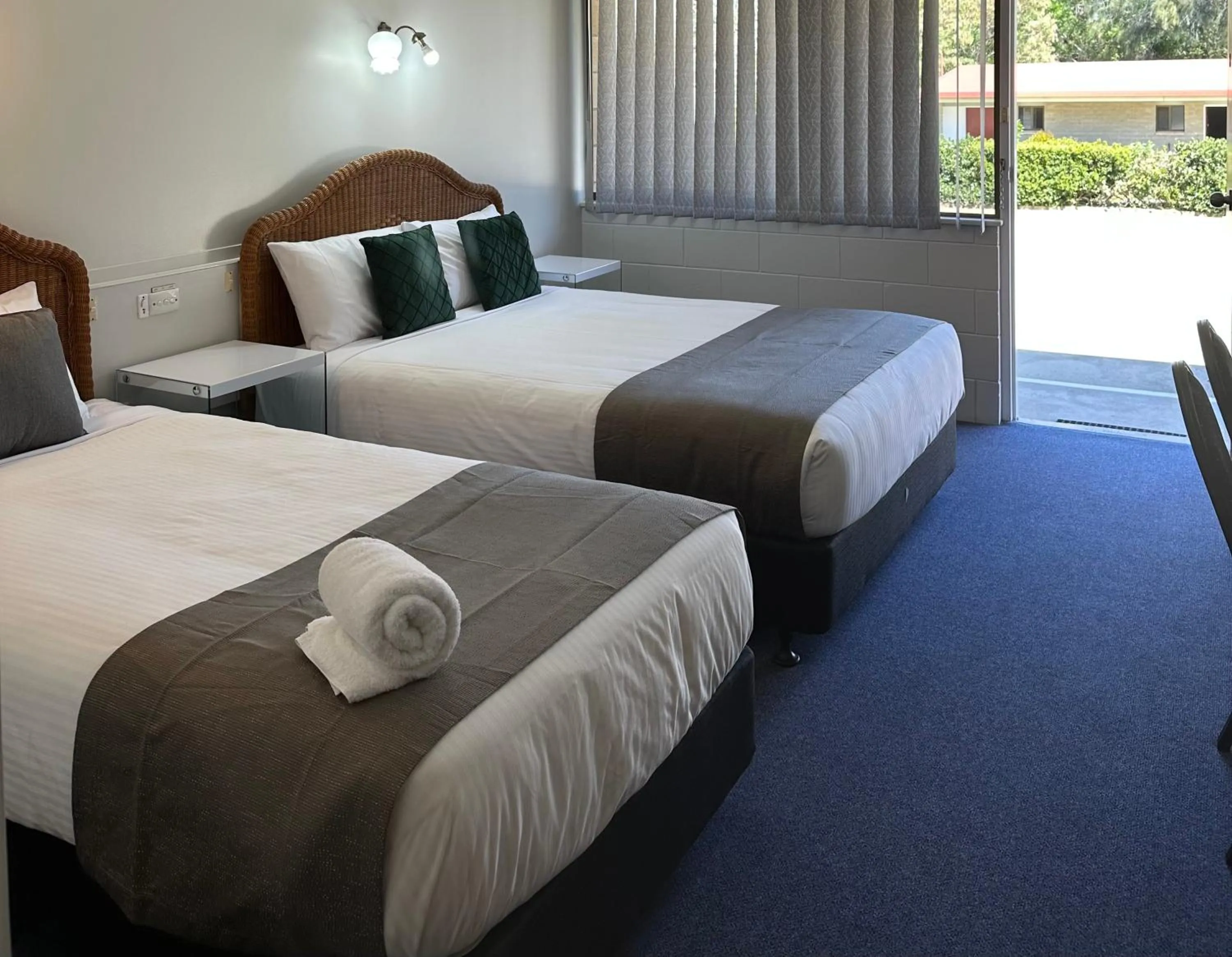 Bedroom, Bed in Murgon Motor Inn