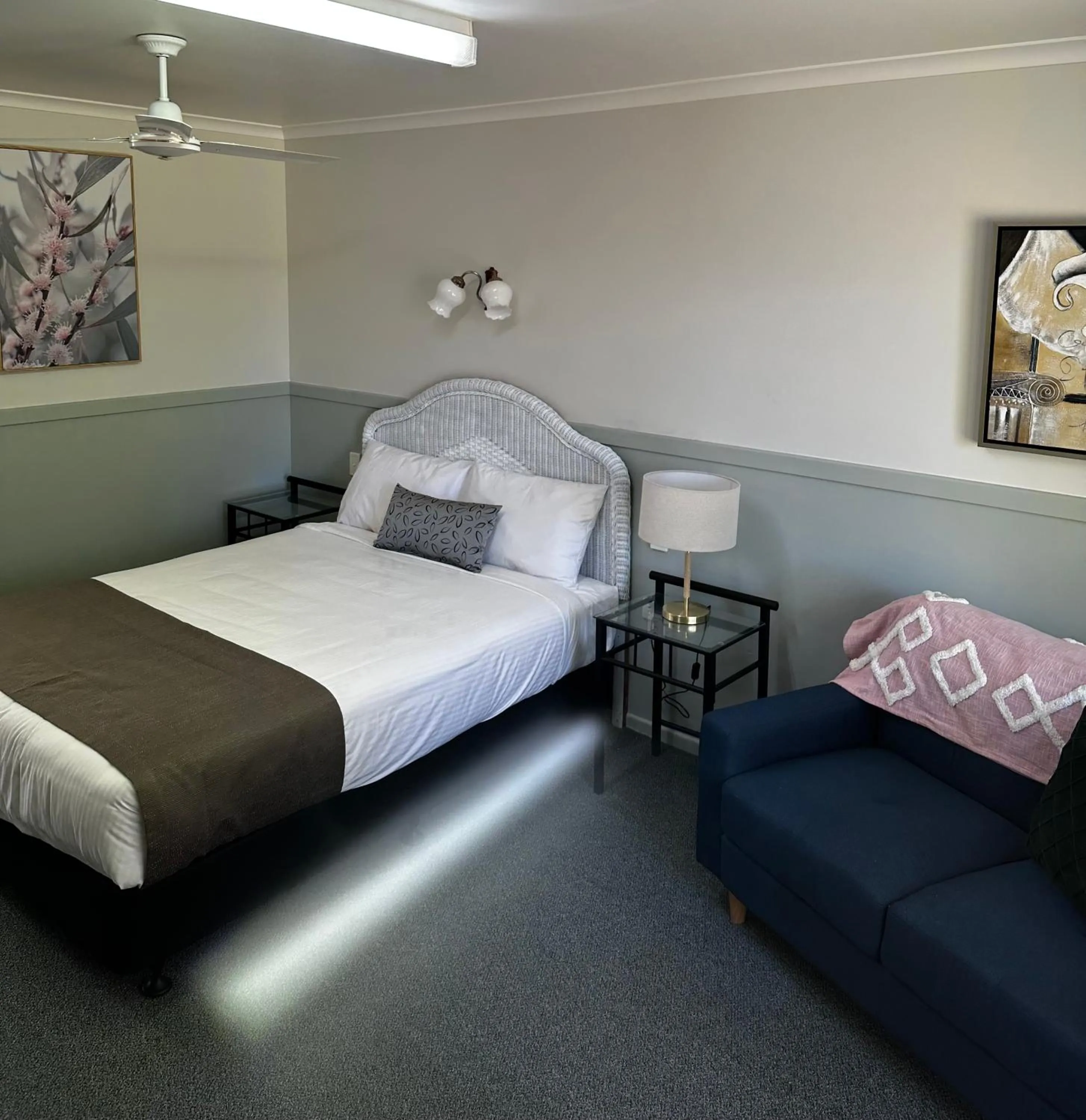 Bed in Murgon Motor Inn