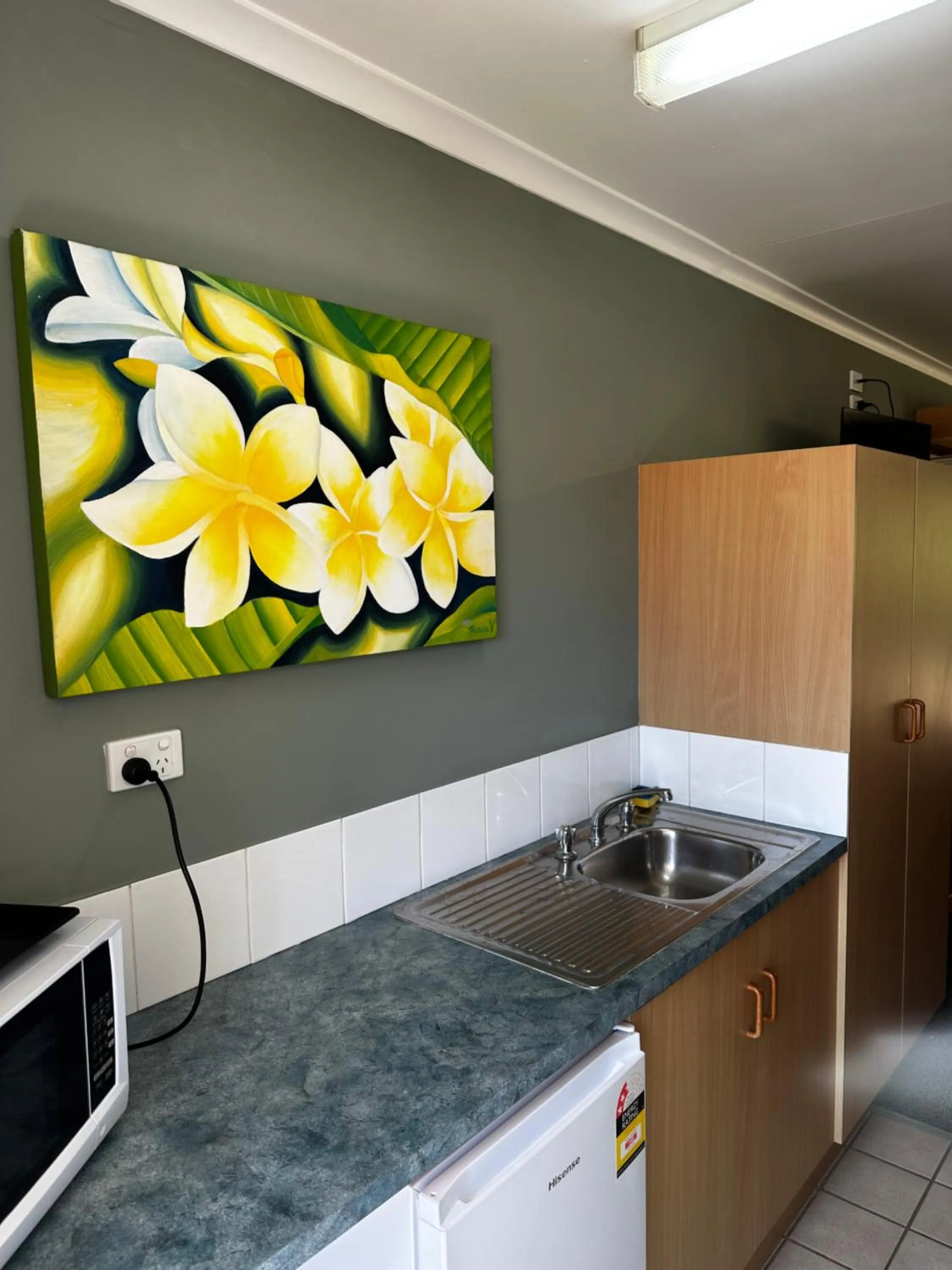 Kitchen or kitchenette in Murgon Motor Inn