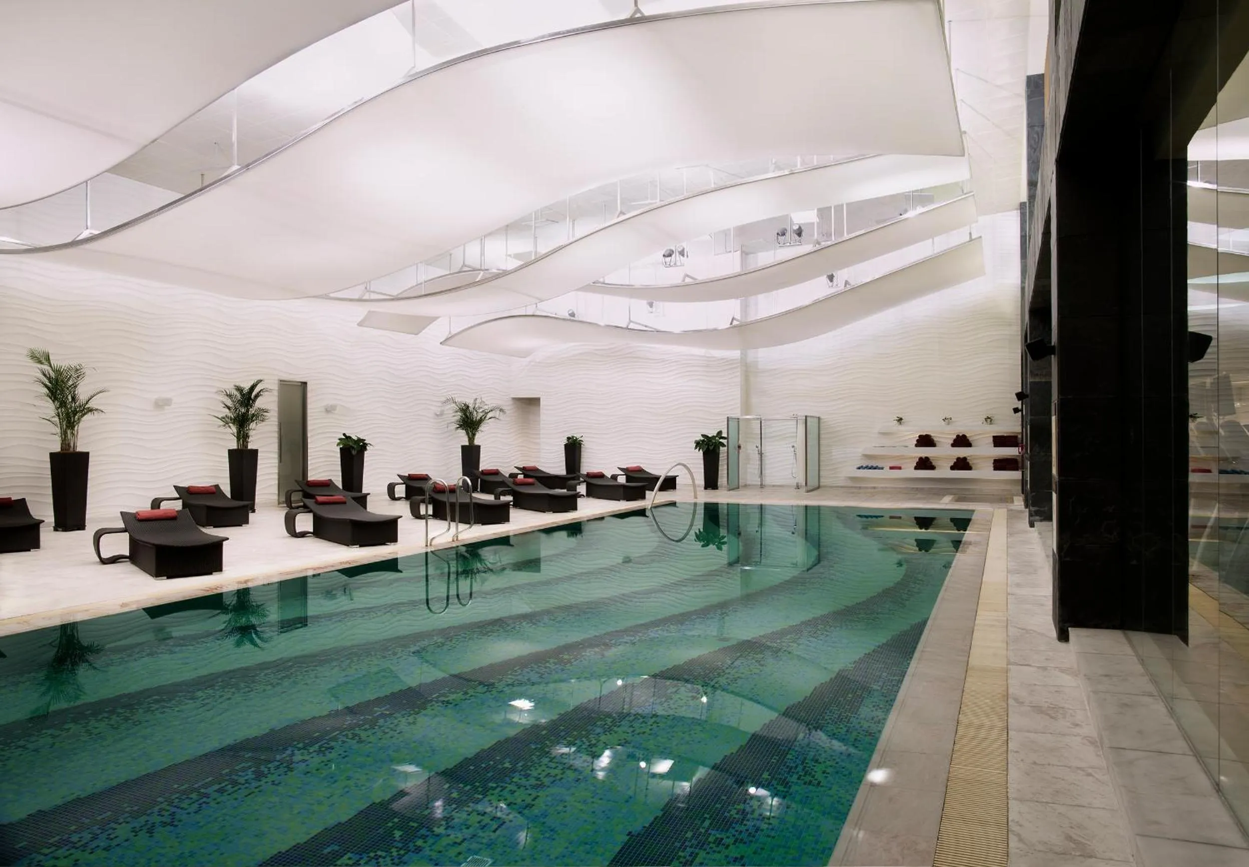 Swimming pool in Sheraton Grand Incheon Hotel