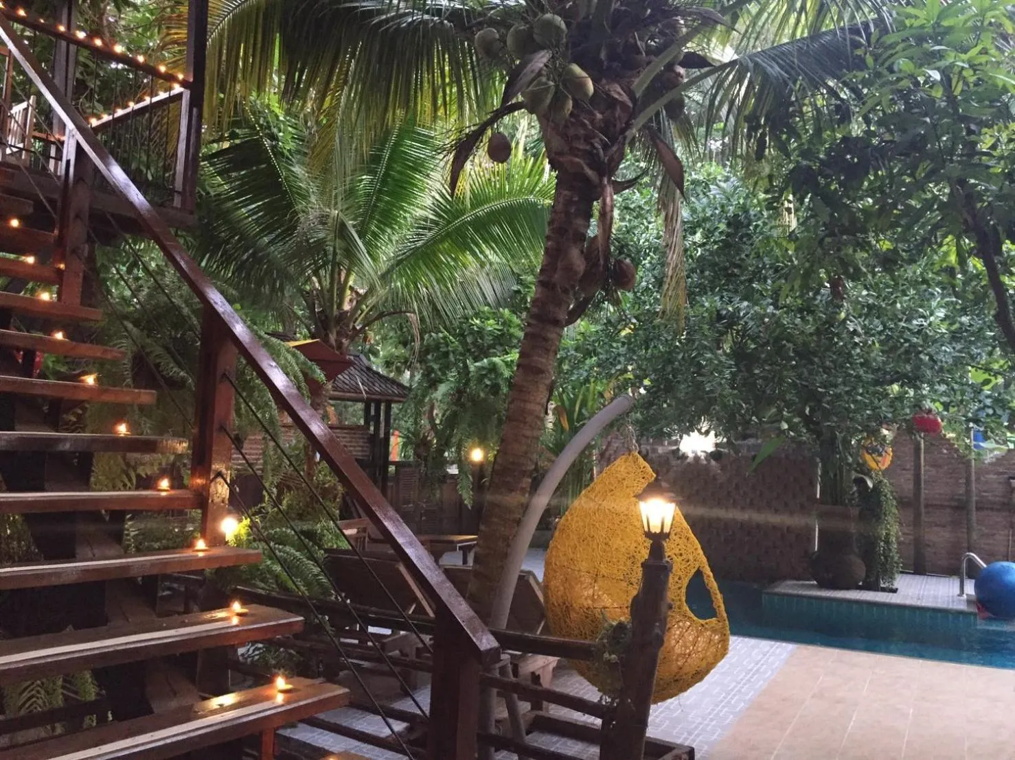 Facade/entrance in De Wiang Kum Kam