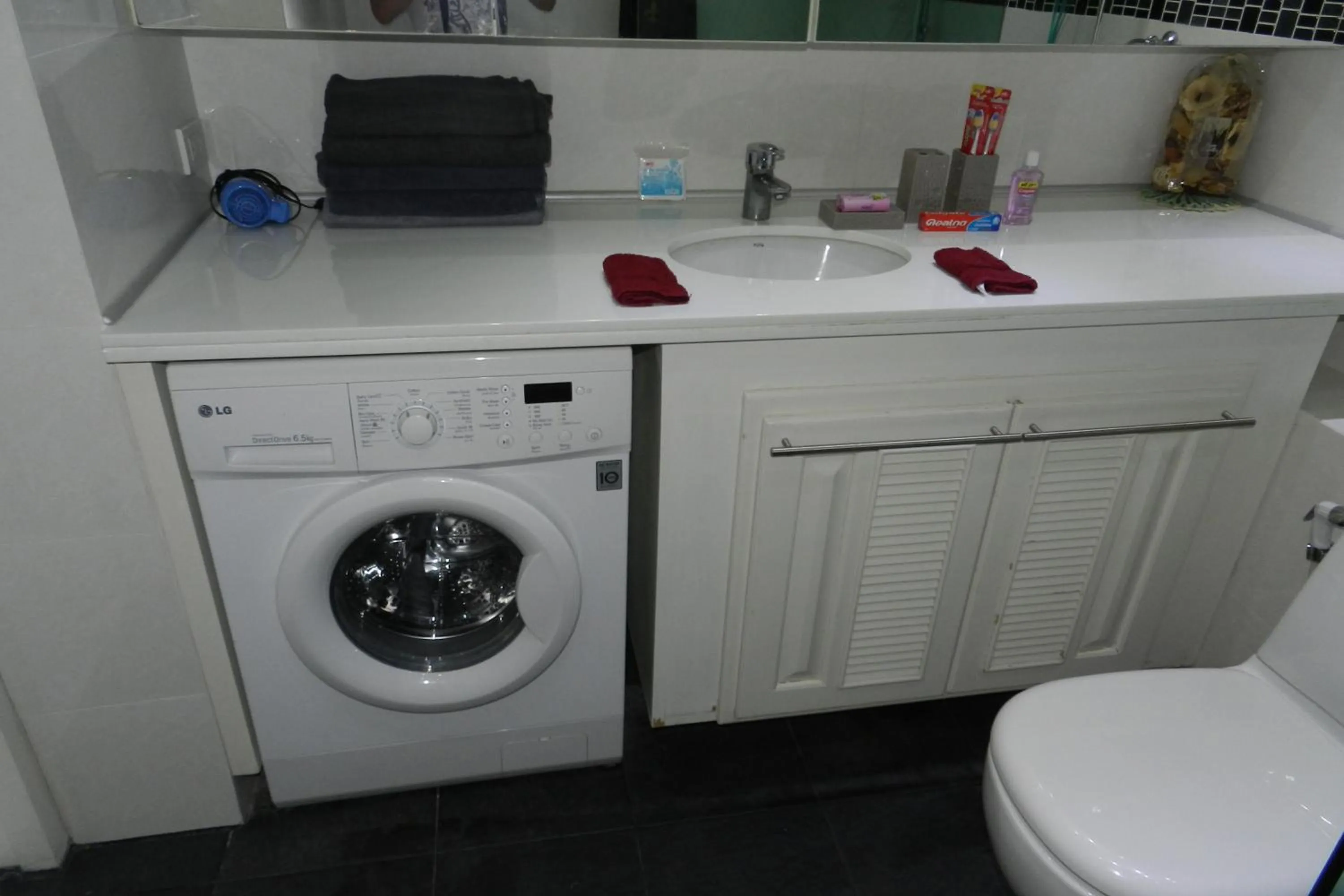 Toilet in Jomtien PLAZA Condotel