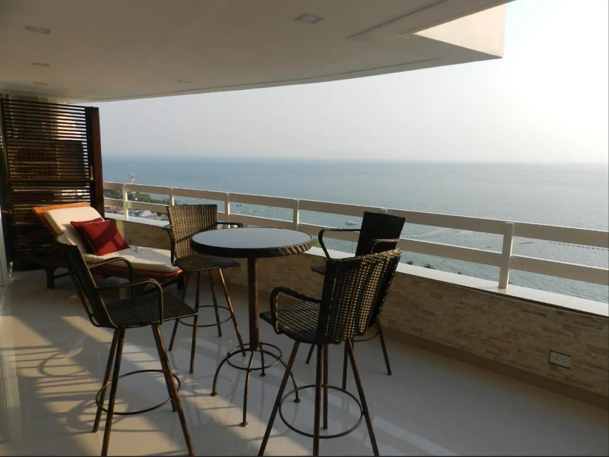 Balcony/Terrace in Jomtien PLAZA Condotel