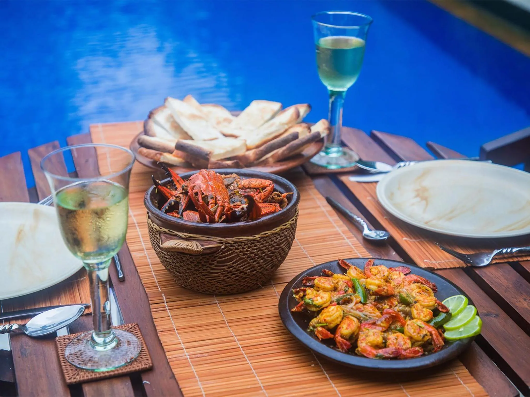 Food and drinks in Saffron & Blue
