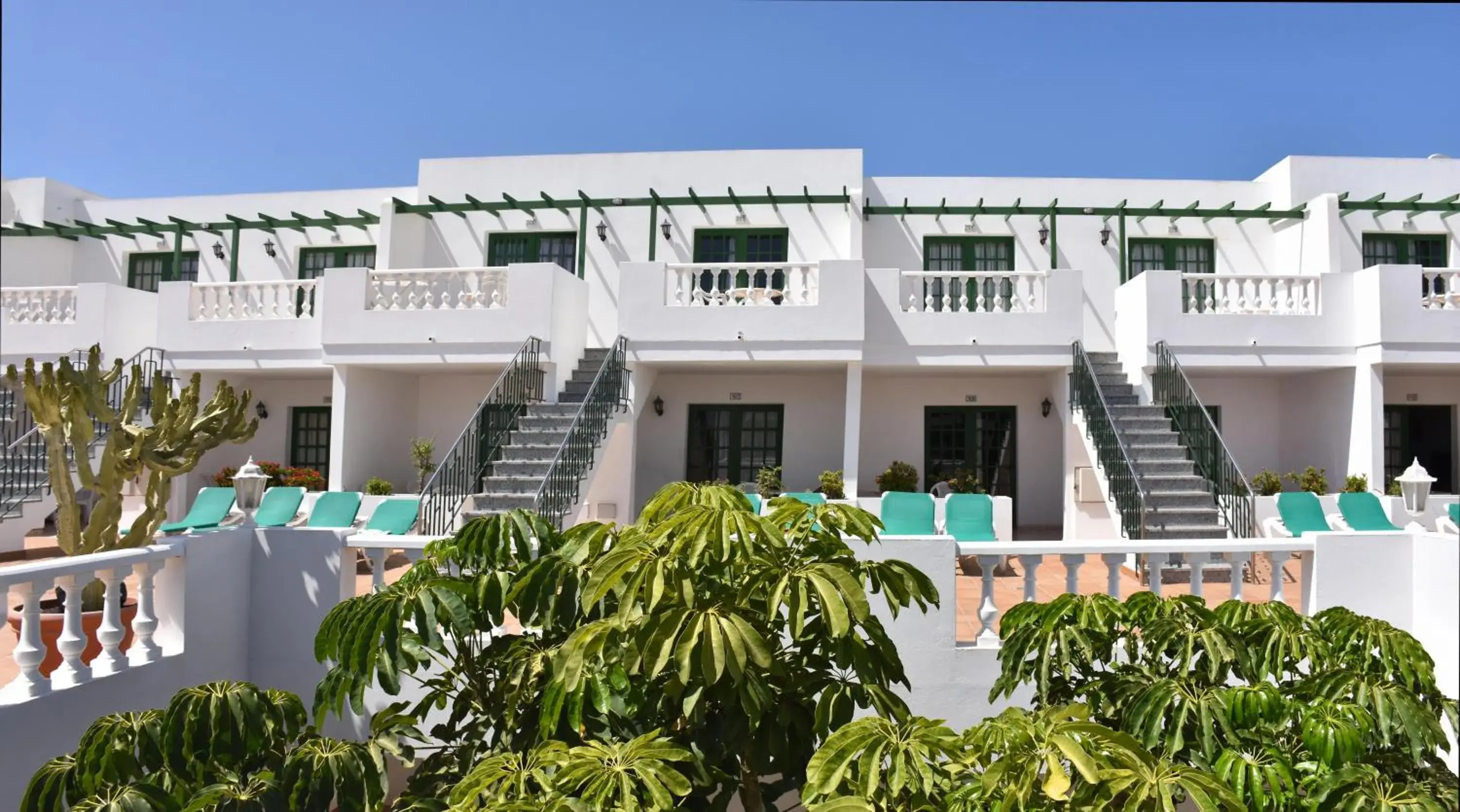 Property building in Apartamentos Tisalaya Property building in Apartamentos Tisalaya