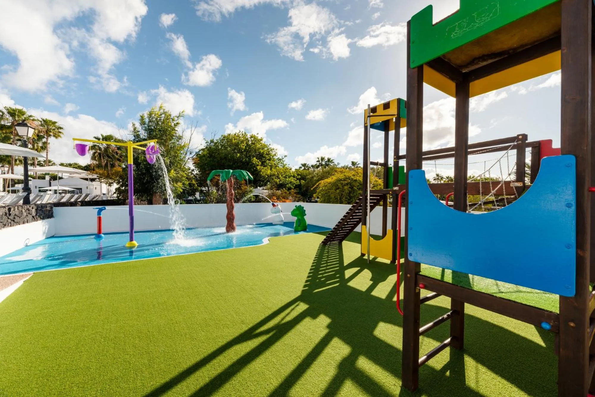 Kids's club in Hyde Park Lane Villas