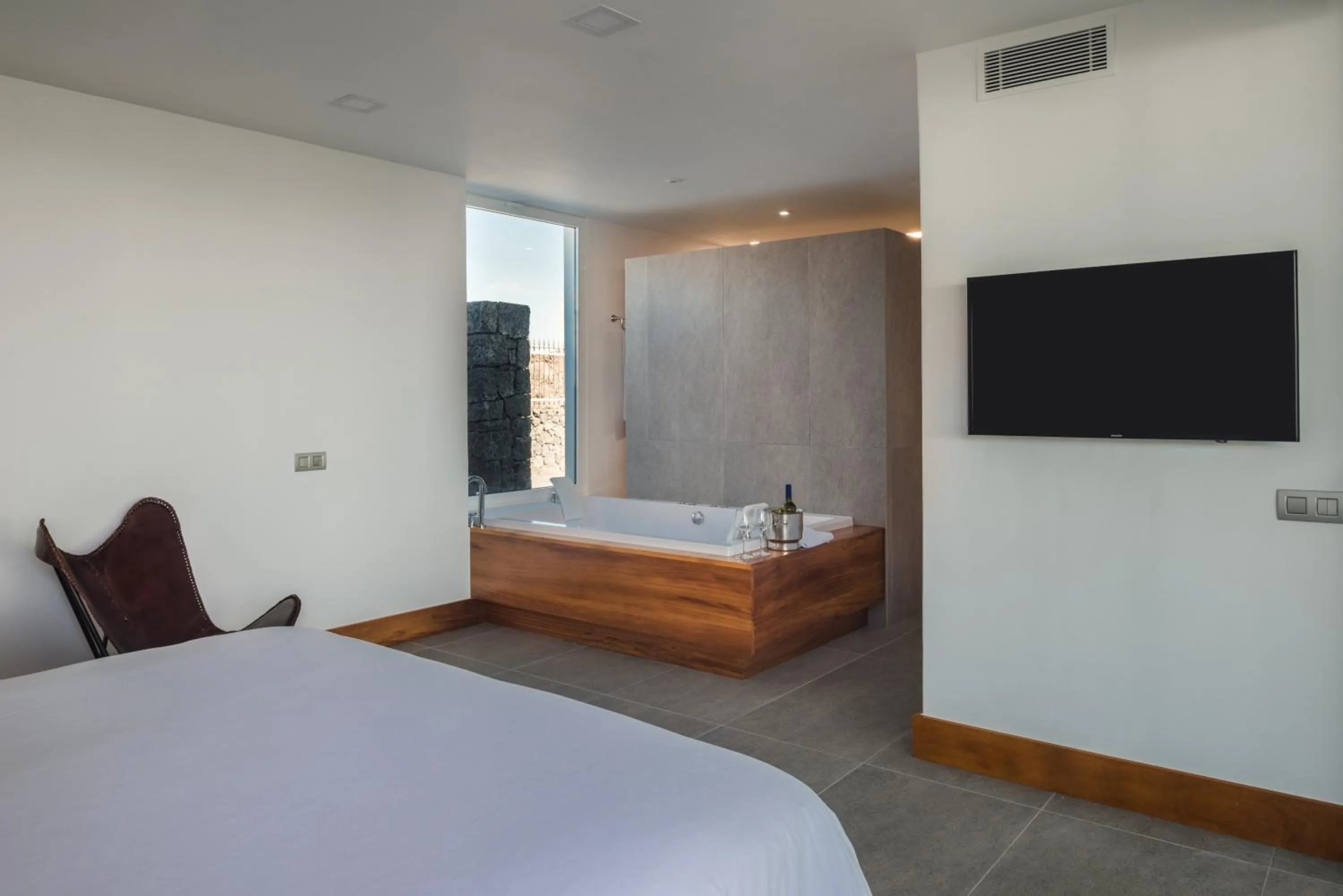 Bedroom, Bed in Hyde Park Lane Villas