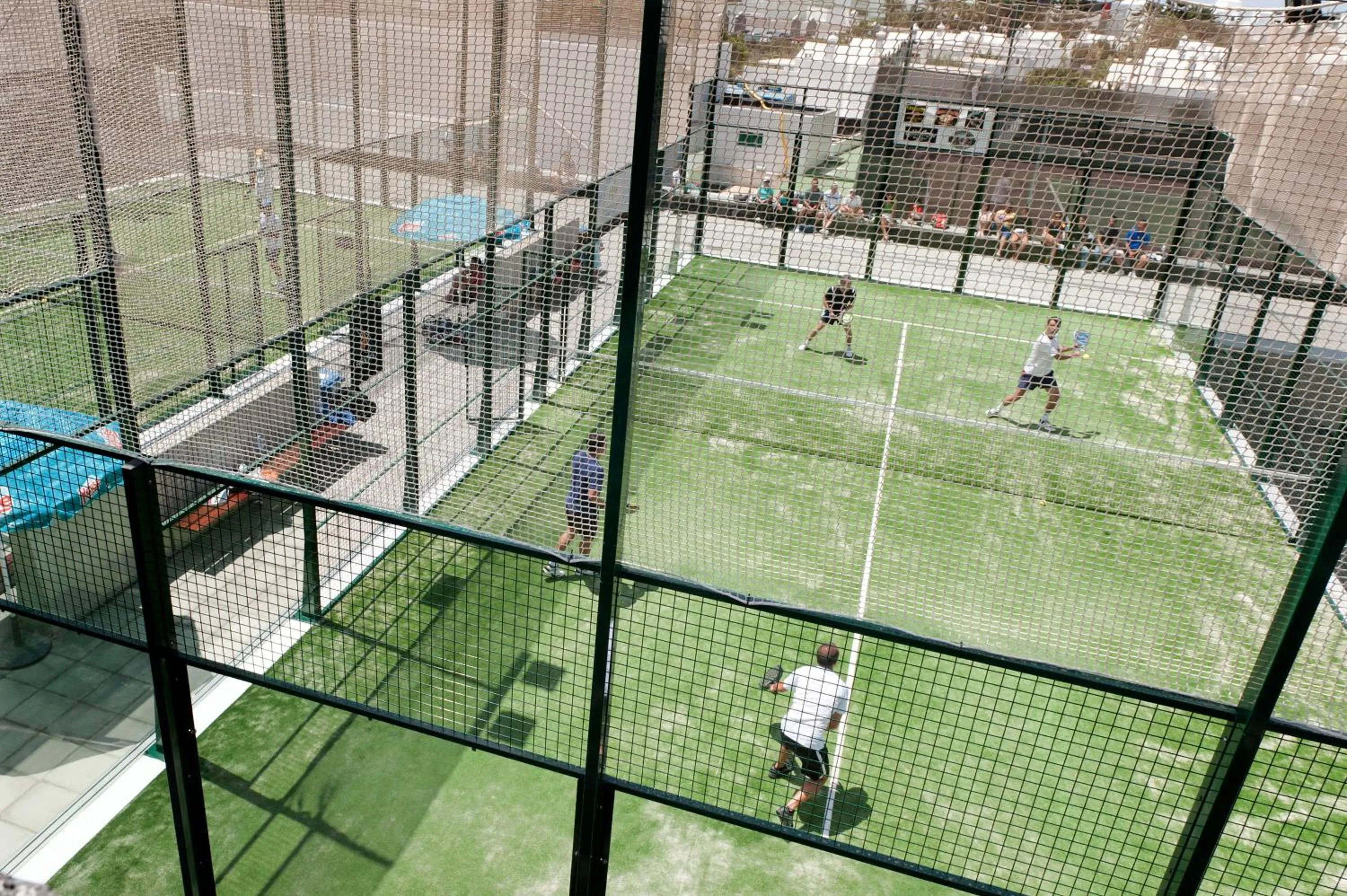 Squash in Hyde Park Lane Villas